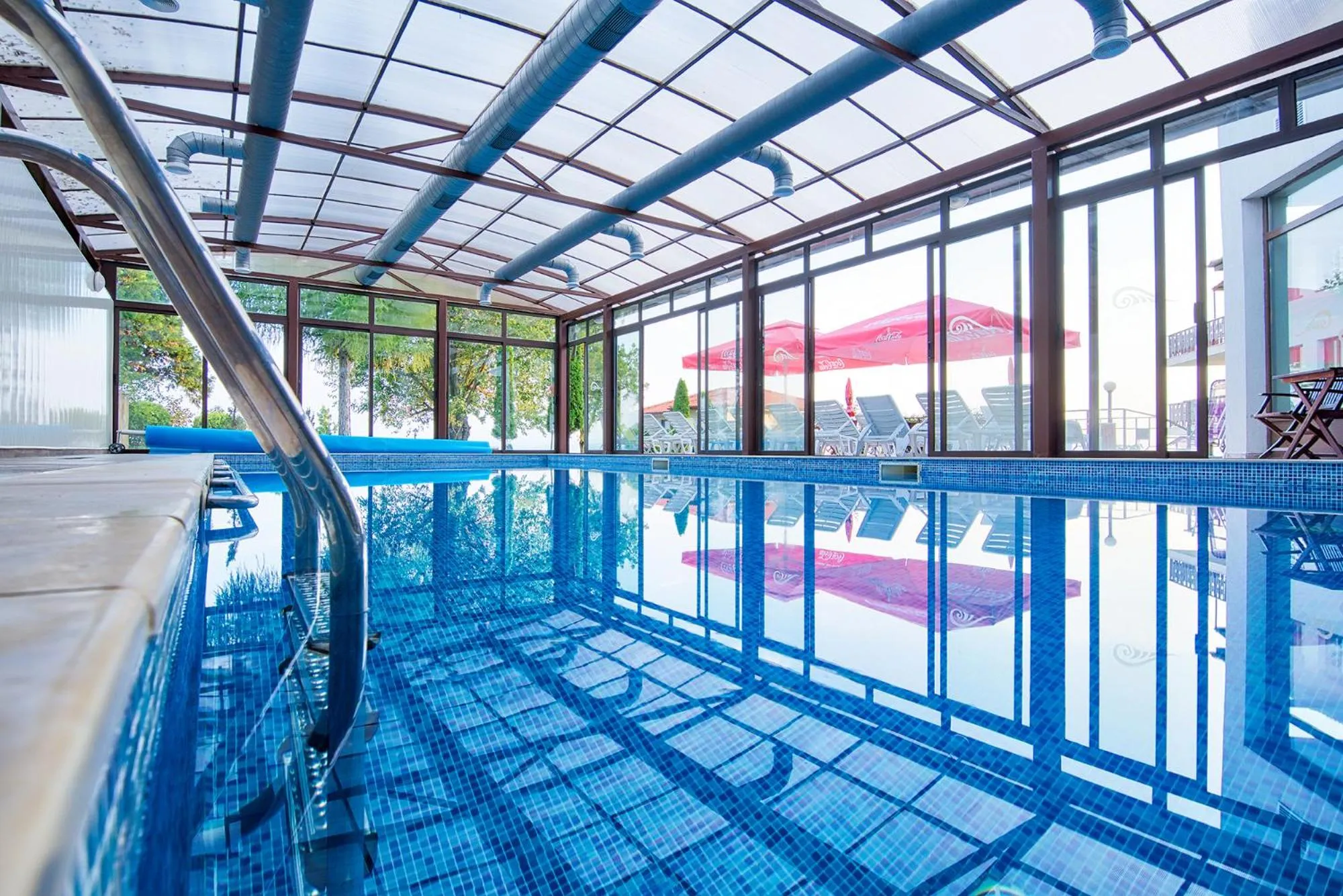 Swimming pool in Park Hotel Arbanassi