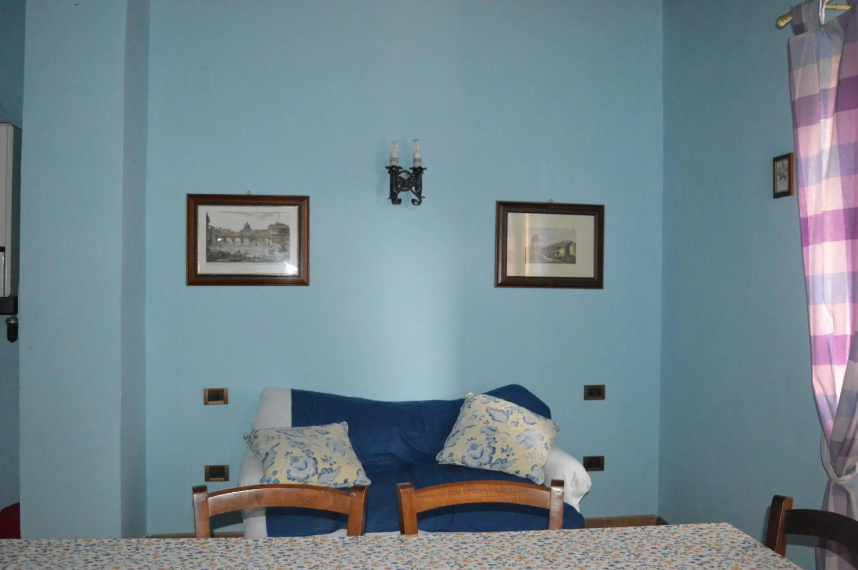 Dining area, Bed in Cardinal Girolamo