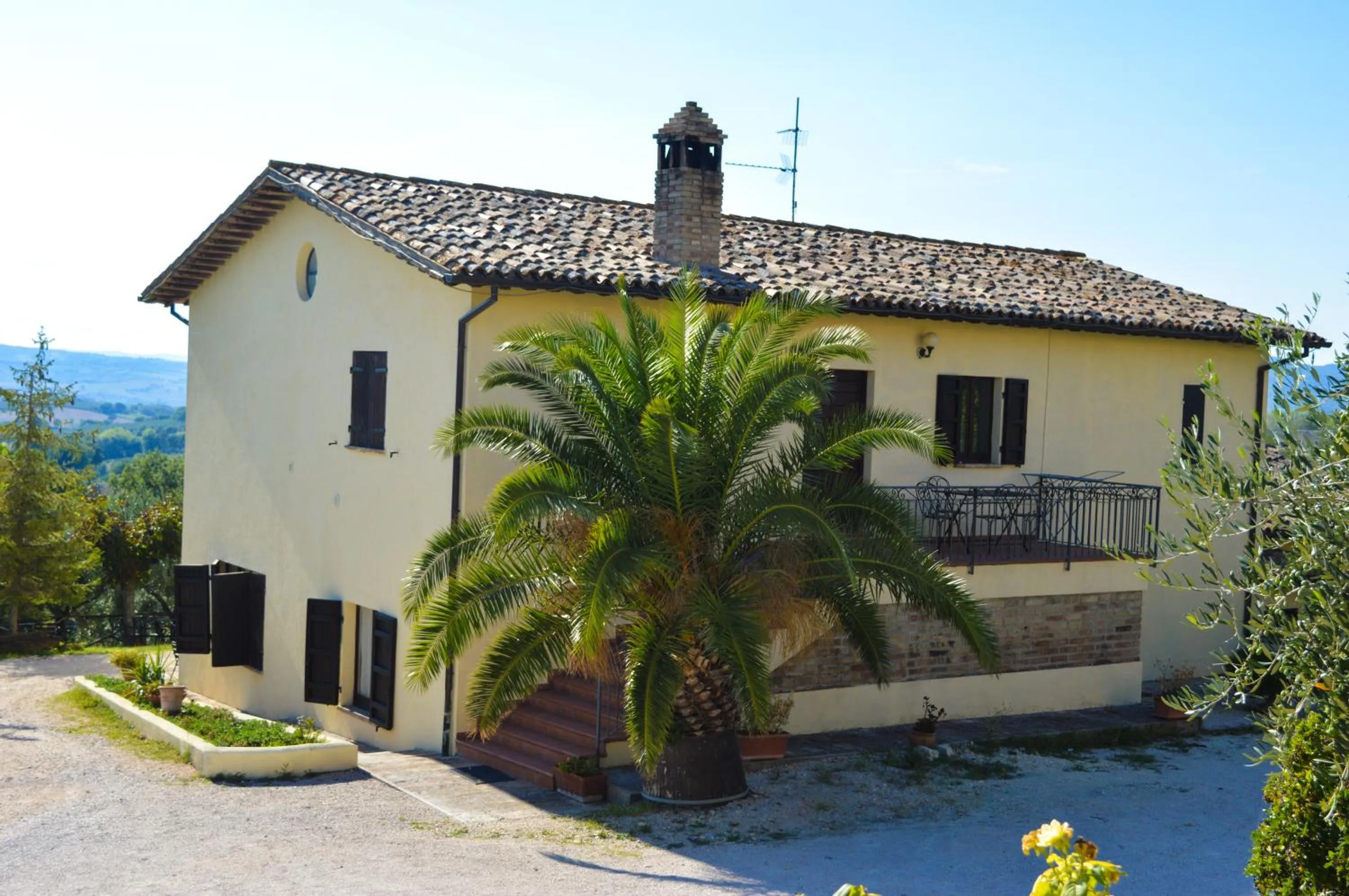Property building in Cardinal Girolamo