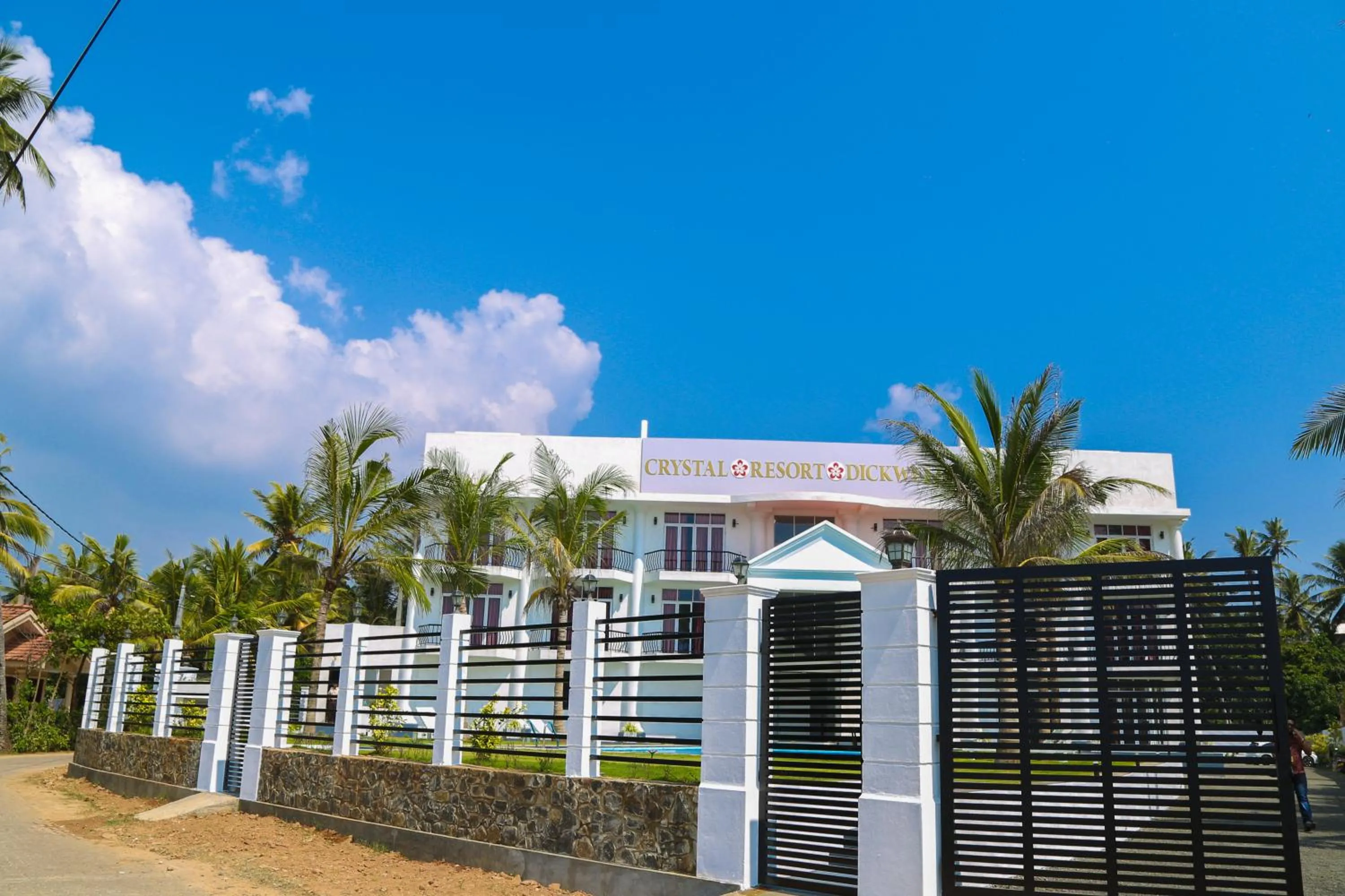 Property building in Crystal Resort Dickwella