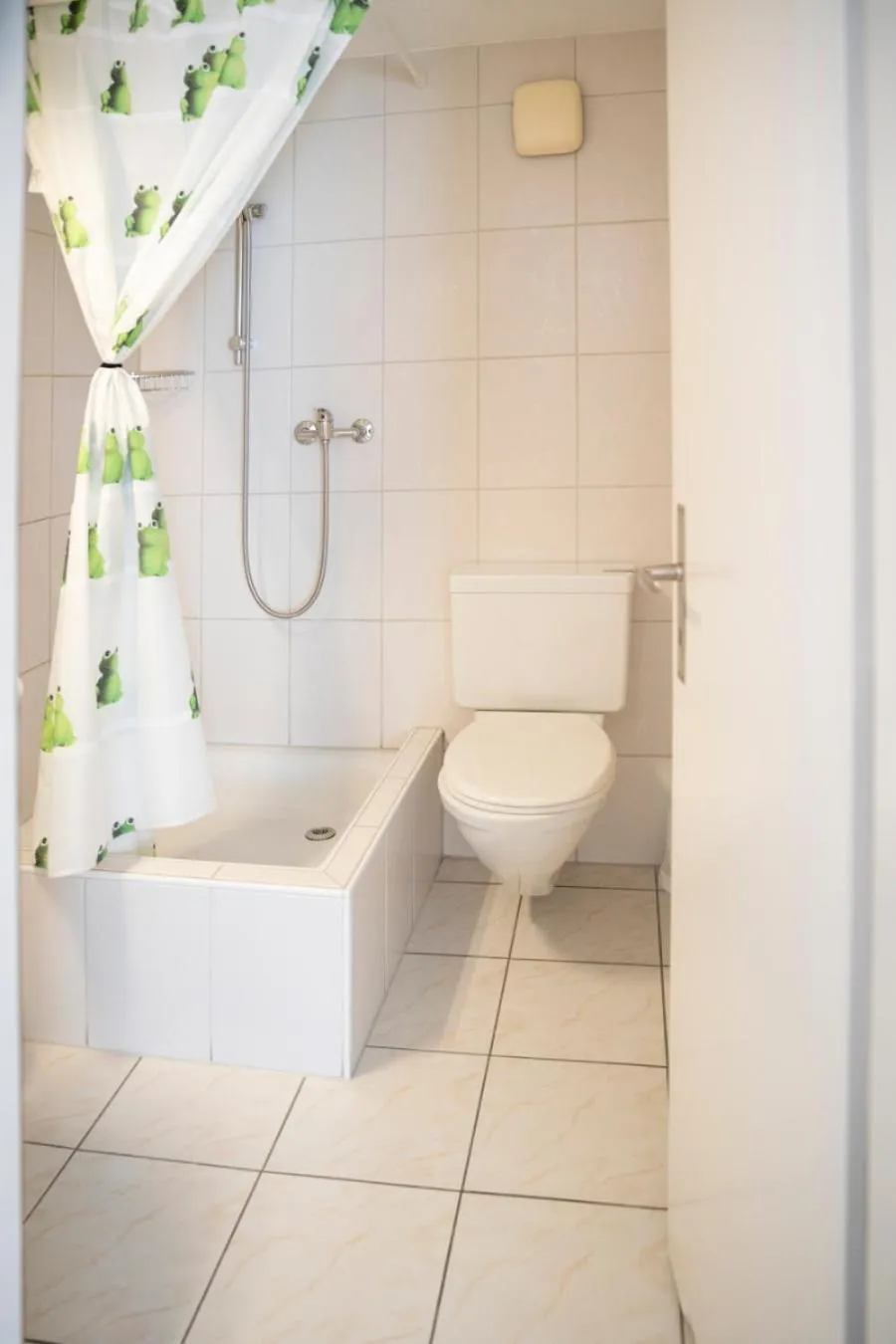 Shower in Hotel Rotes Kreuz