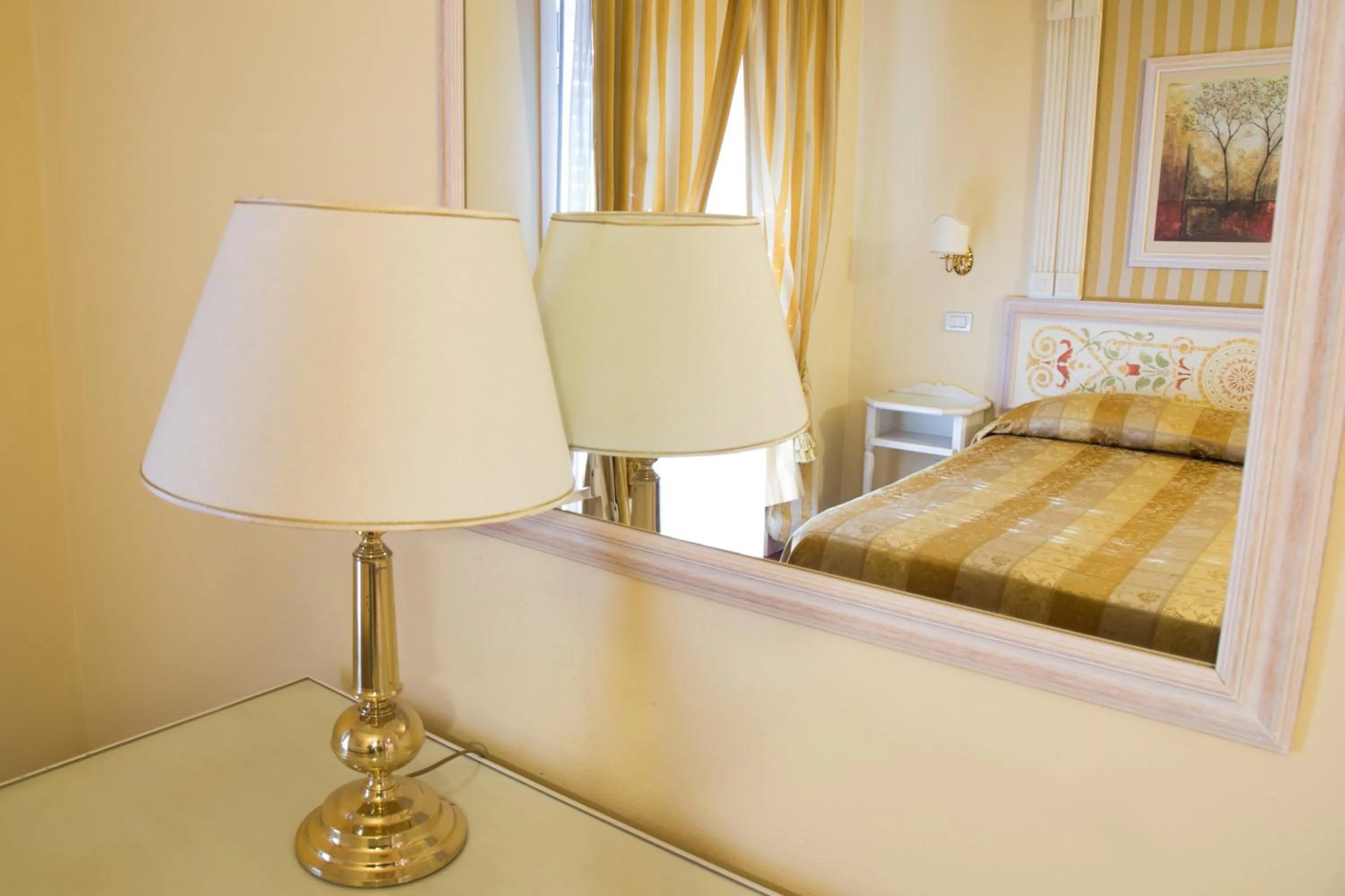 Decorative detail, Bed in Hotel Tuder