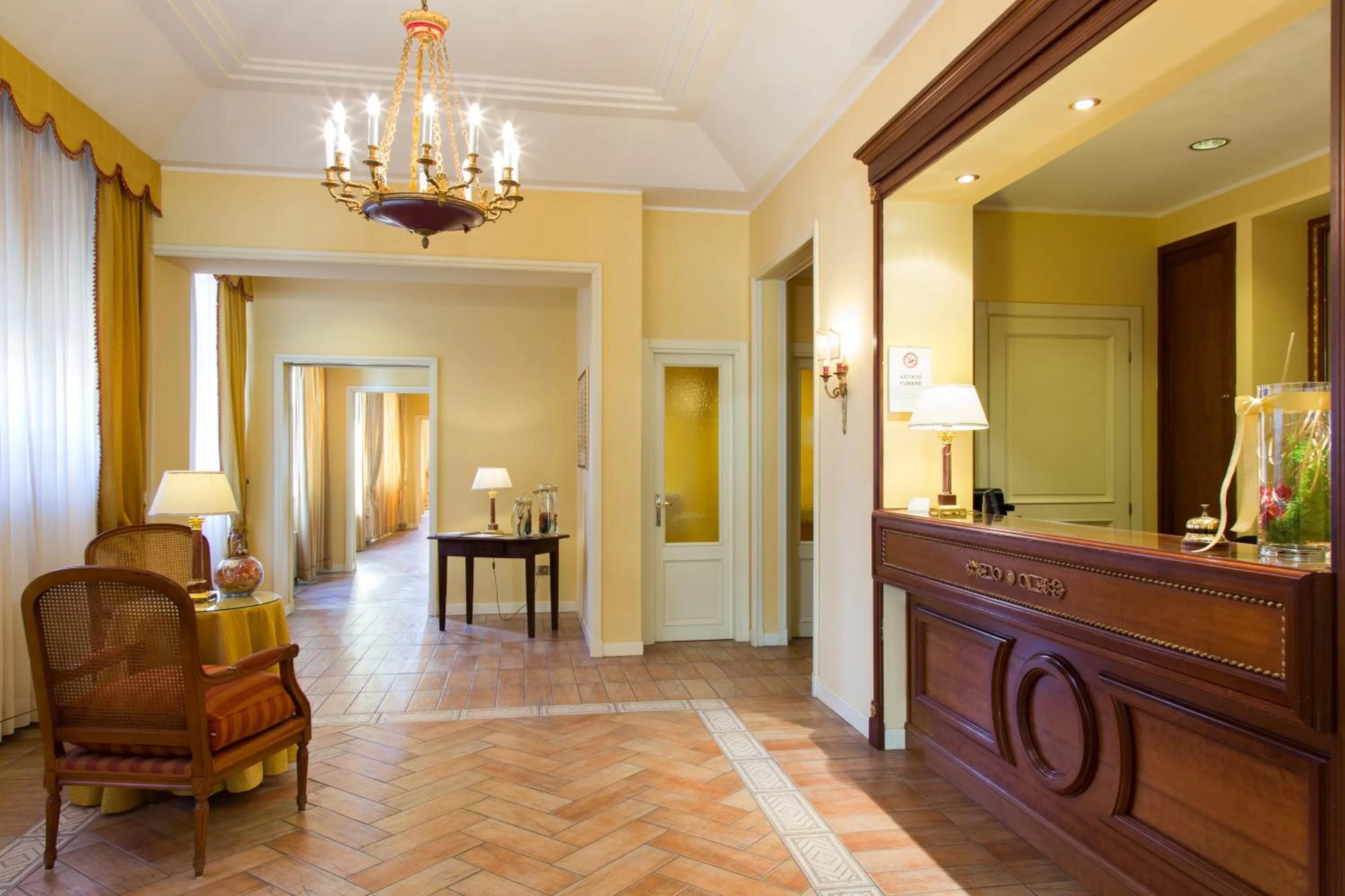 Lobby or reception in Hotel Tuder