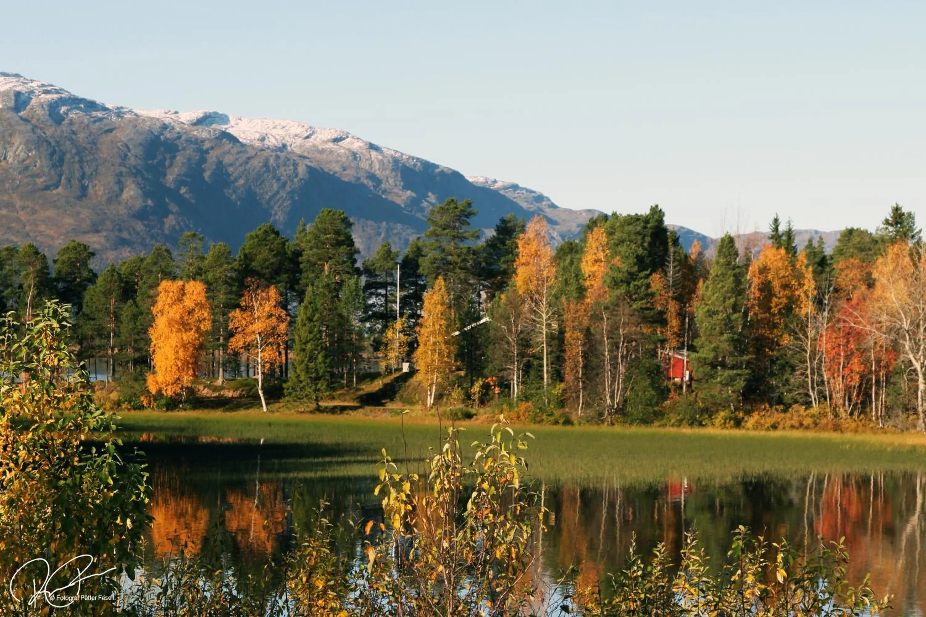 Fishing in Vålådalens Fjällstation