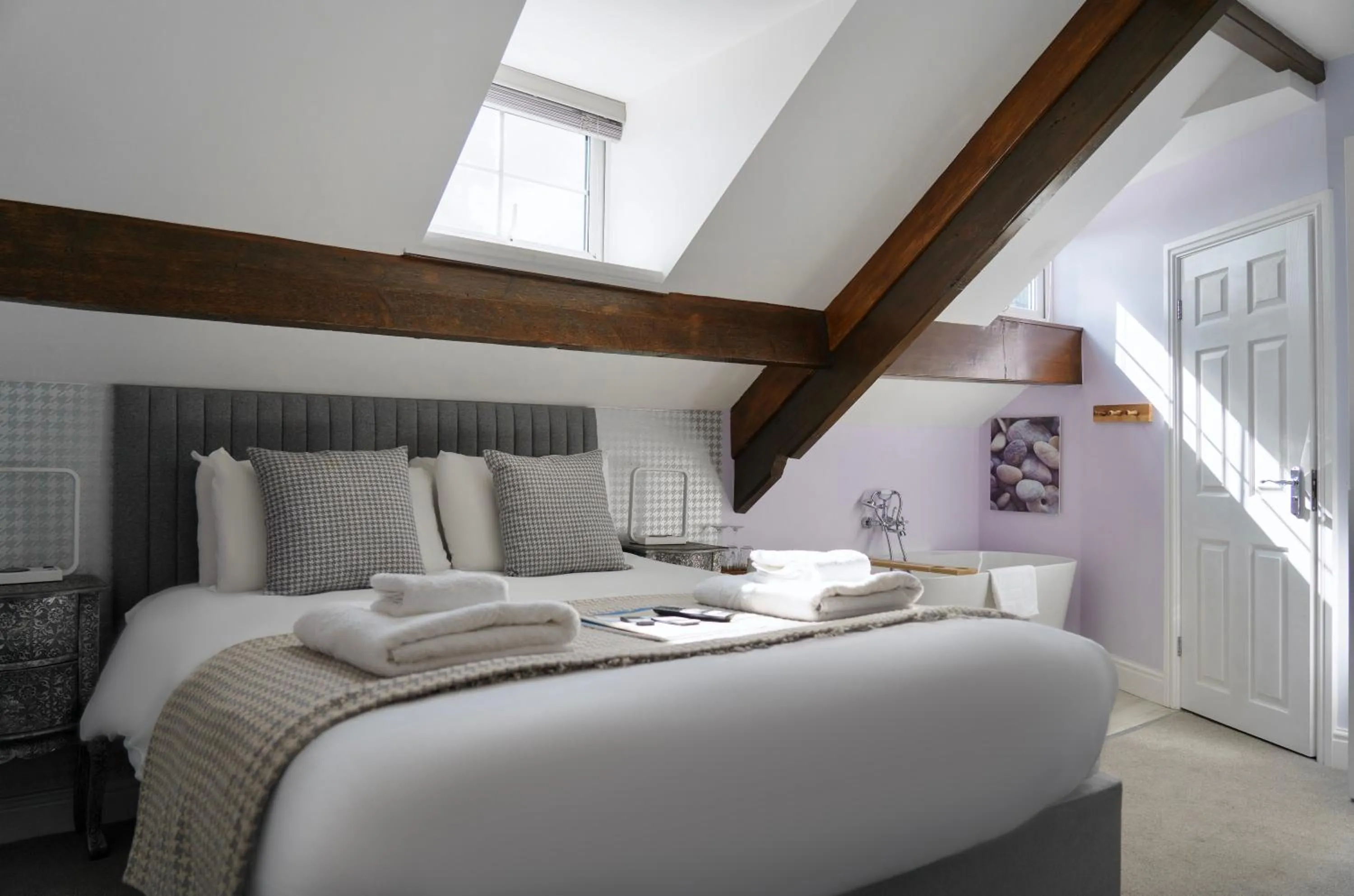 Bedroom, Bed in The Cottage