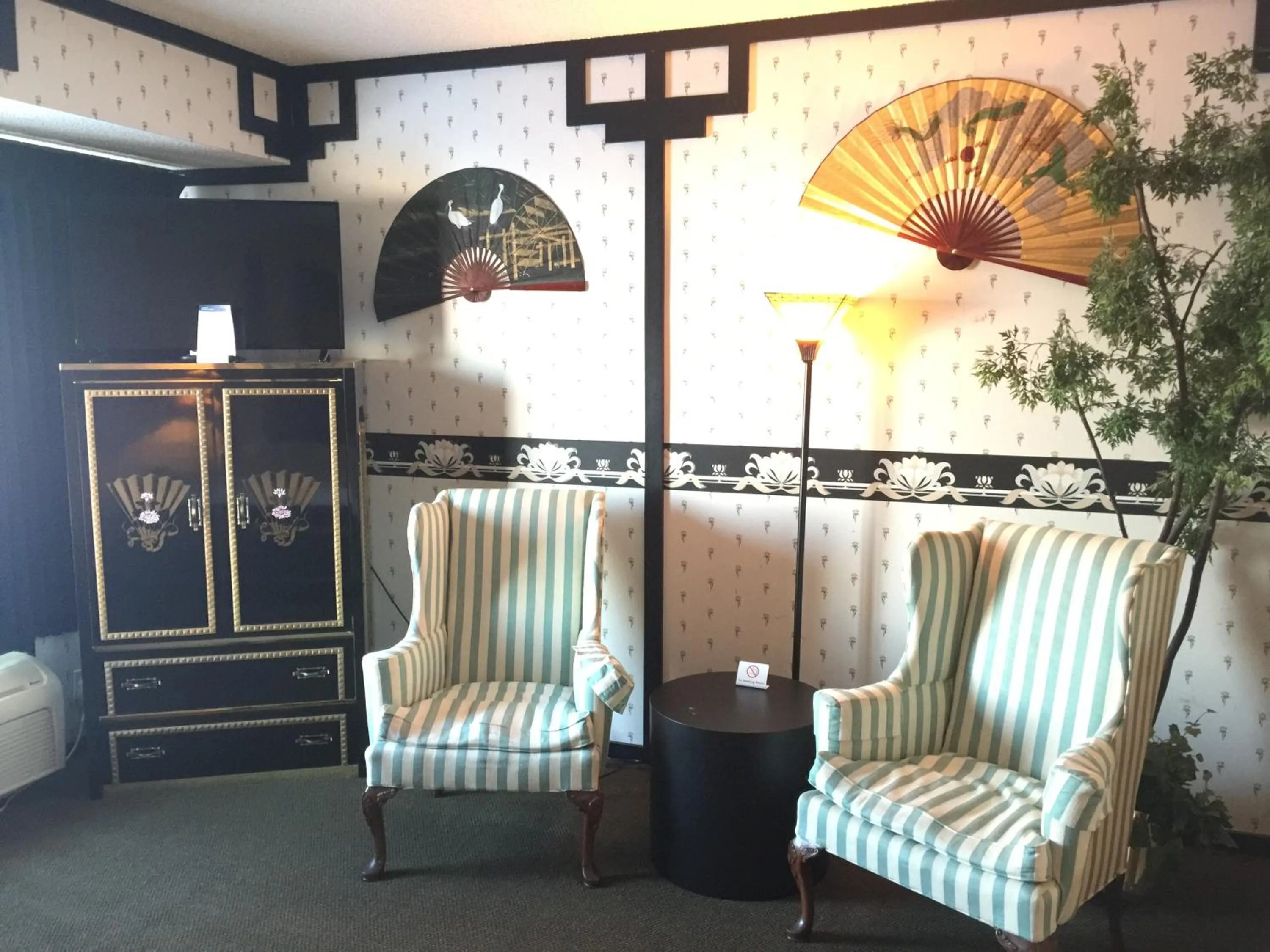 Living room in Don Q Inn