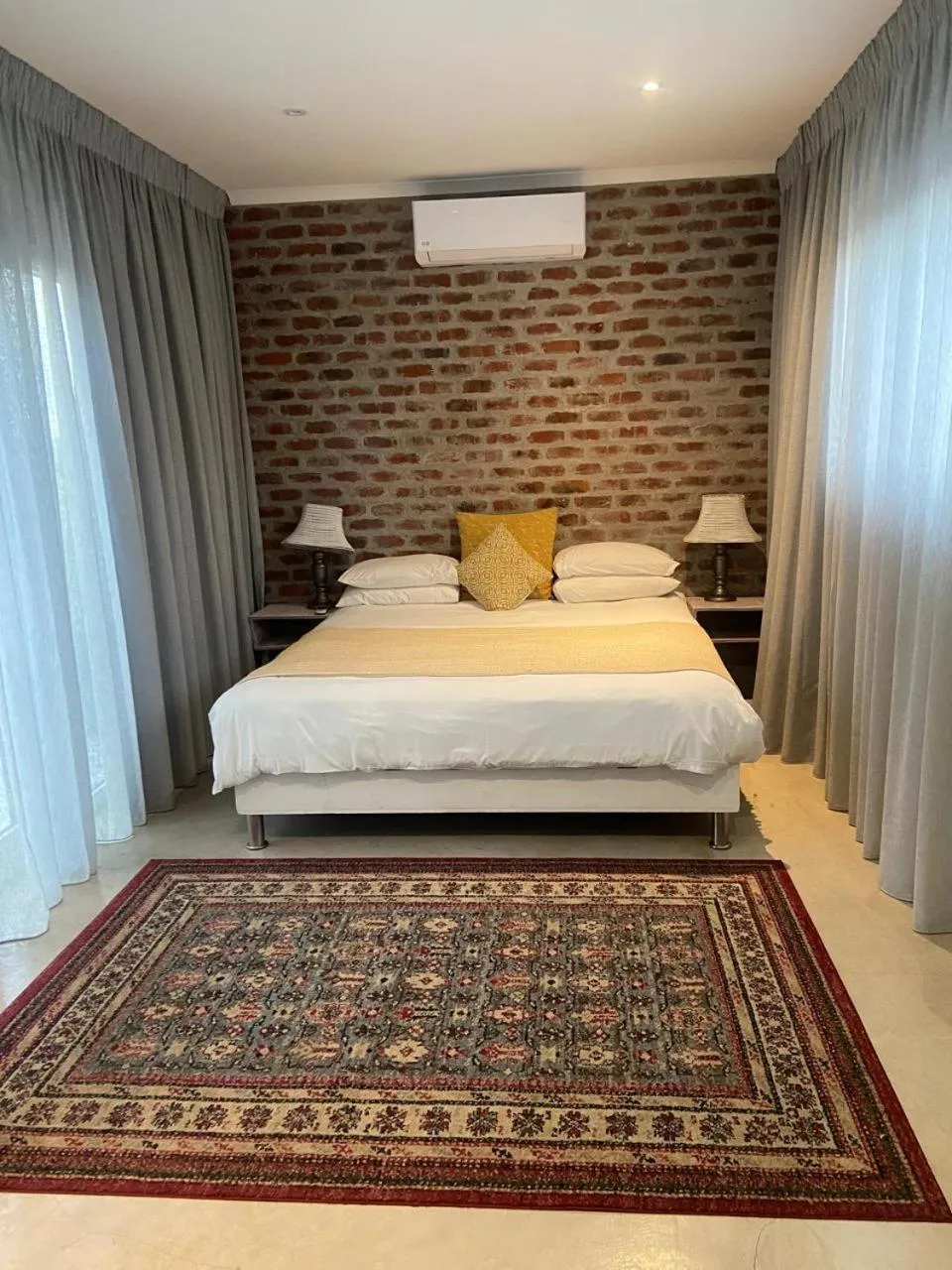 Bedroom, Bed in TCS on Lynnwood Guesthouse