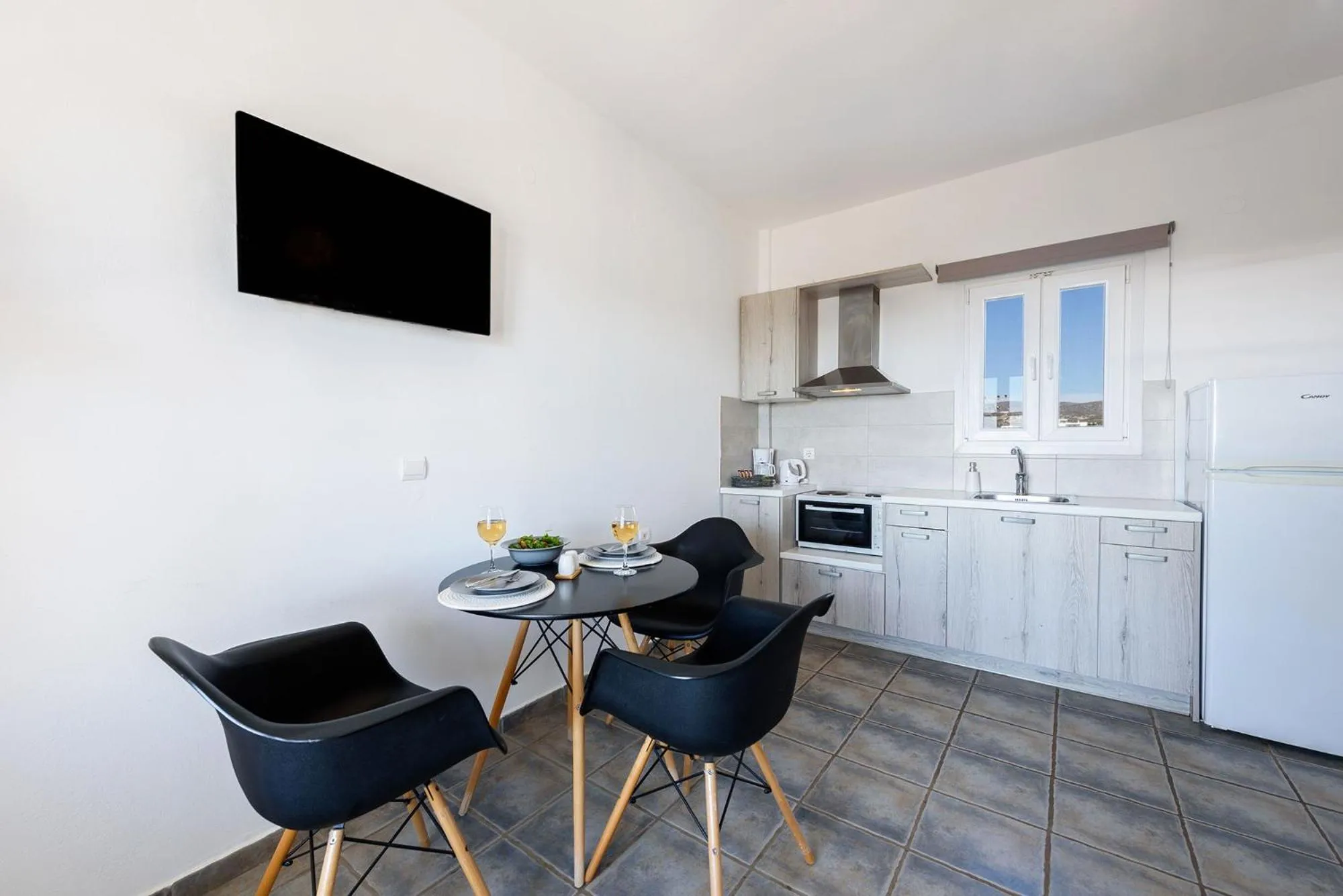 Kitchen or kitchenette in Anixis Studios Aliki Paros