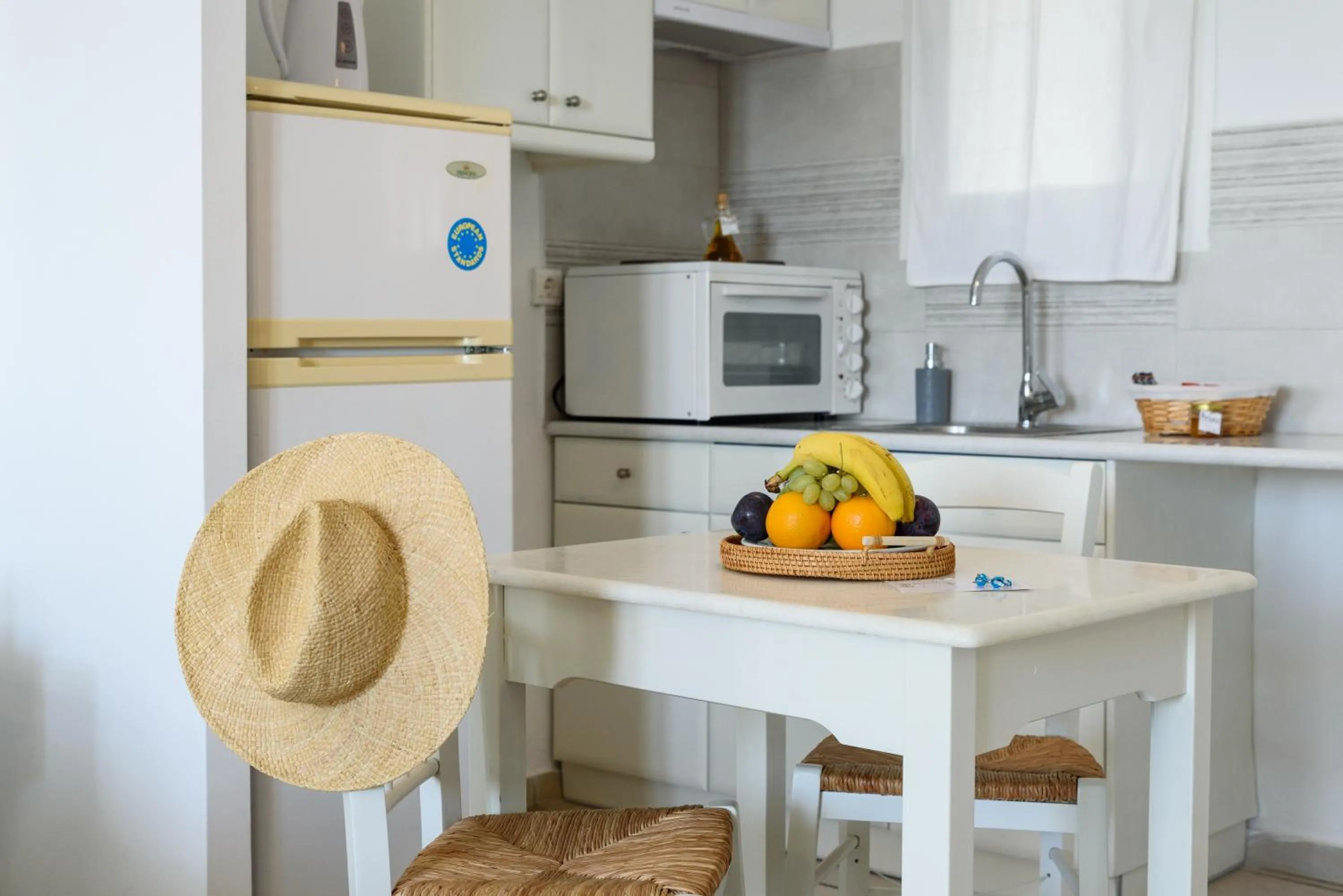 Kitchen or kitchenette in Anixis Studios Aliki Paros