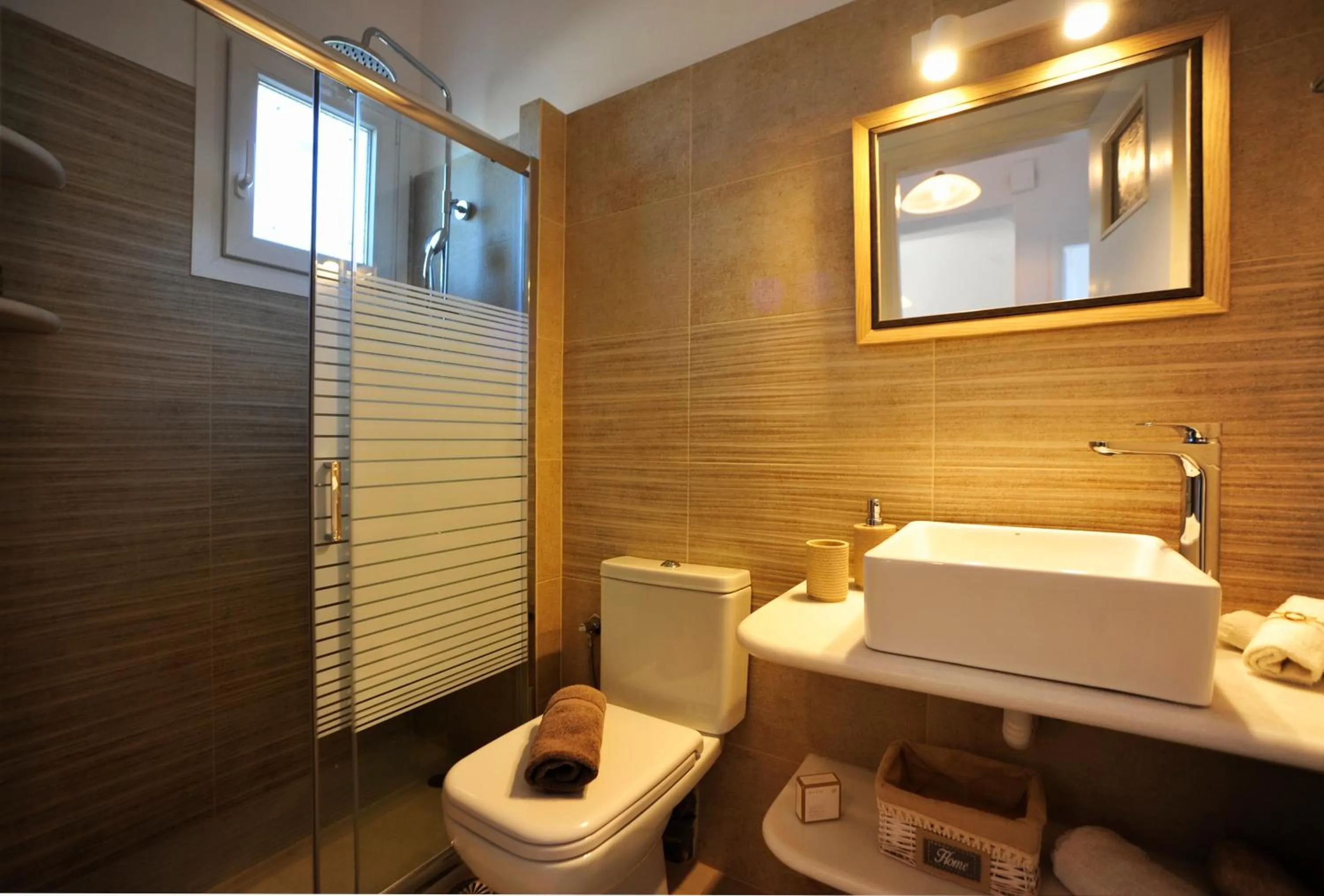 Bathroom in Anixis Studios Aliki Paros