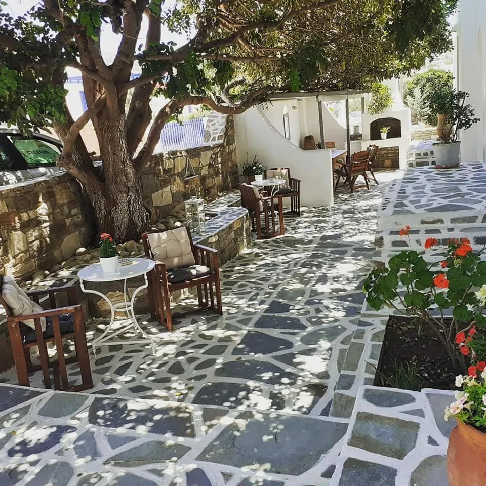 Property building in Anixis Studios Aliki Paros