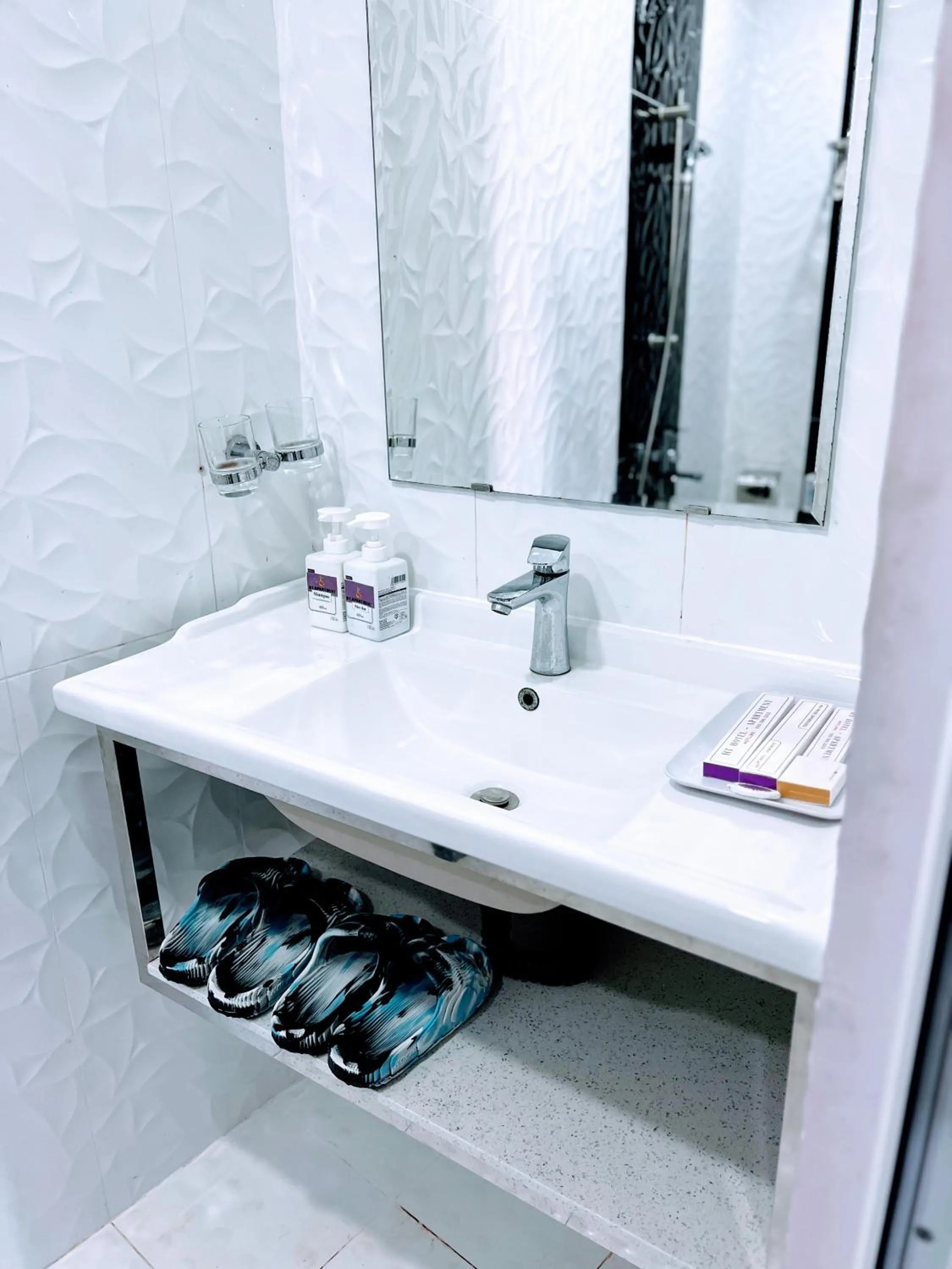 Shower in HT Hotel Apartment