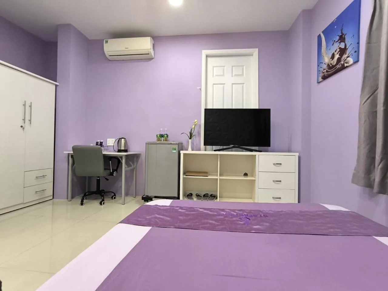 Decorative detail, Bed in HT Hotel Apartment