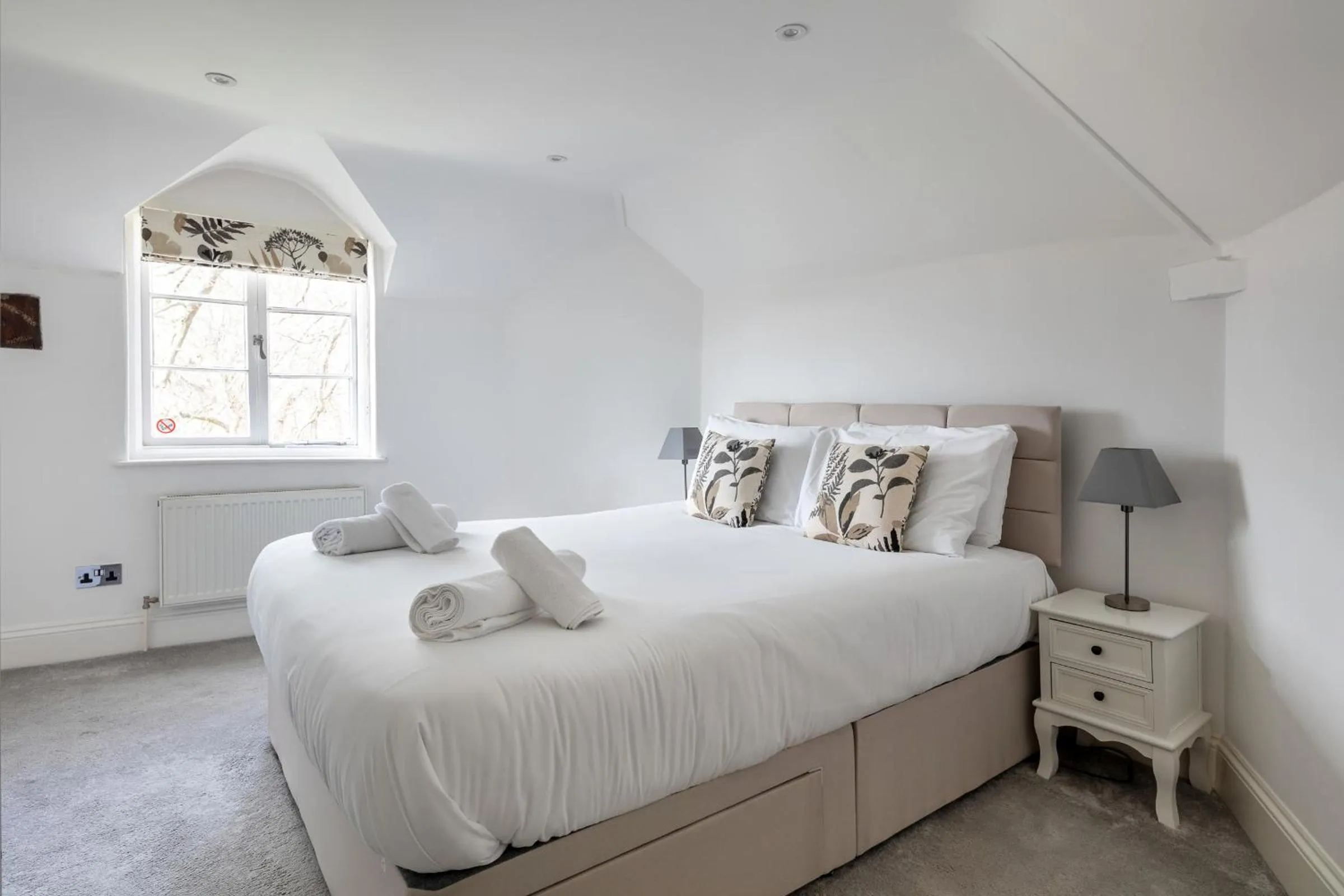 View (from property/room), Bed in Castle Properties: The Duchess, 3 Bed Family cottage