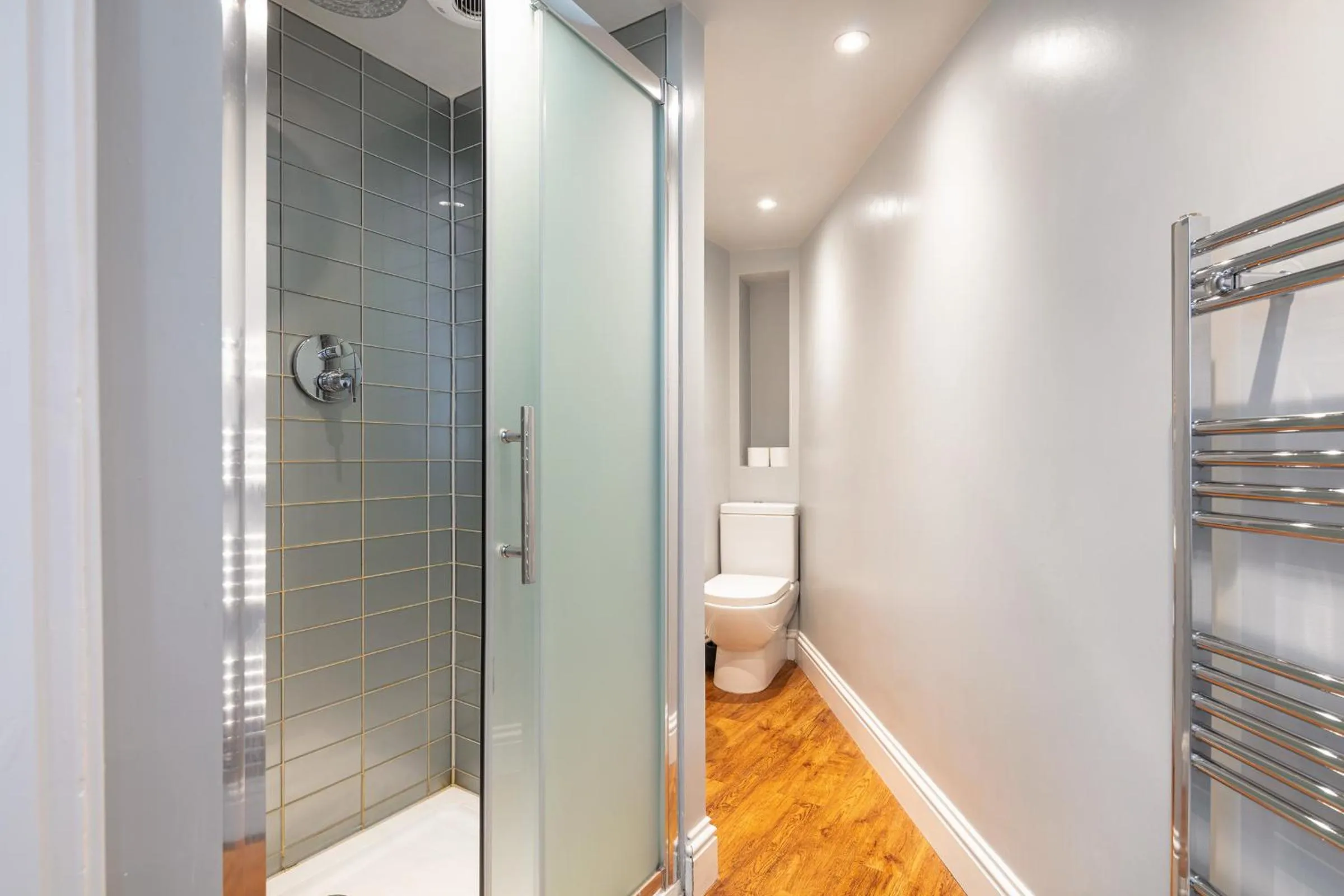 Shower in Castle Properties: The Duchess, 3 Bed Family cottage