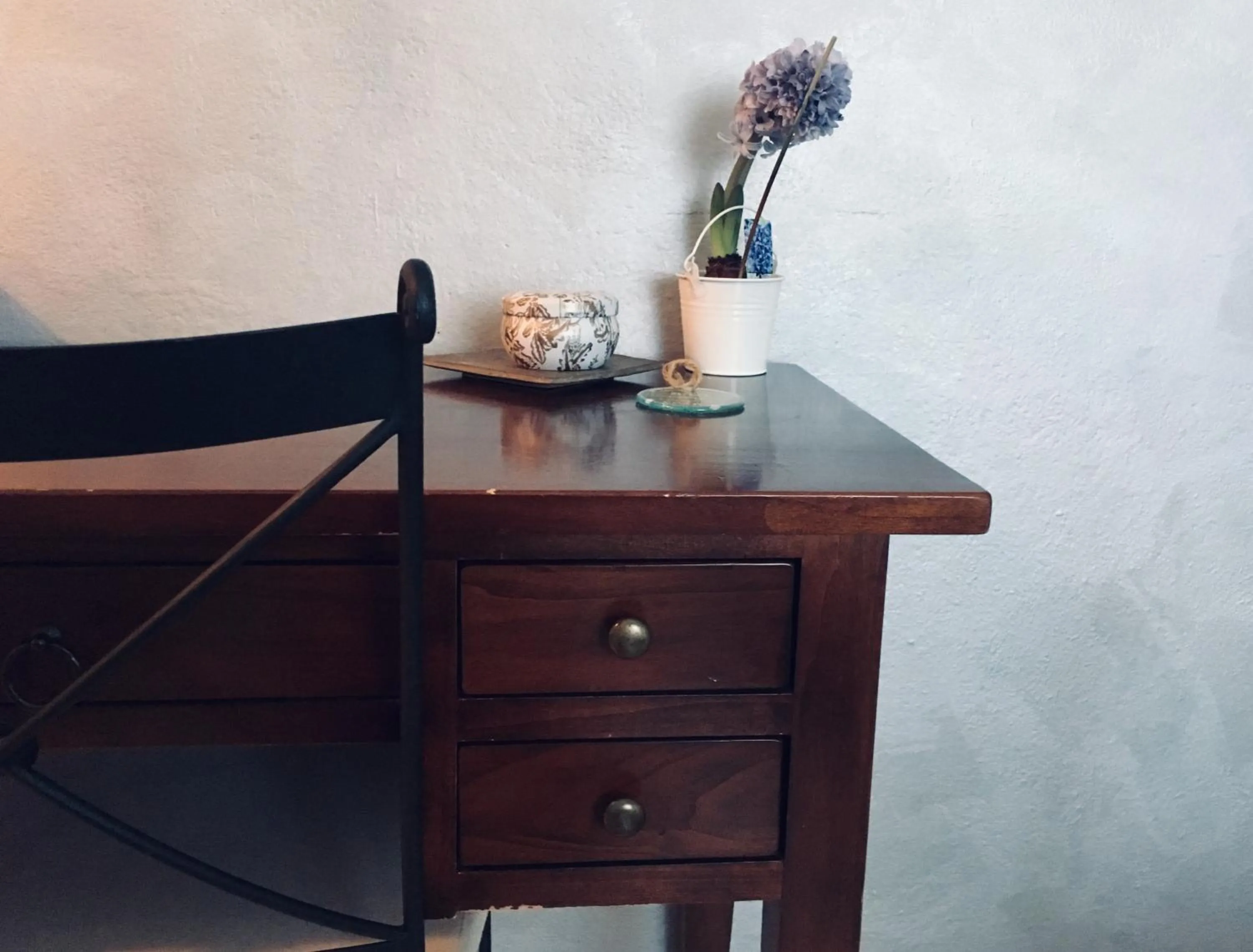 Decorative detail in Casa Chiara B&B