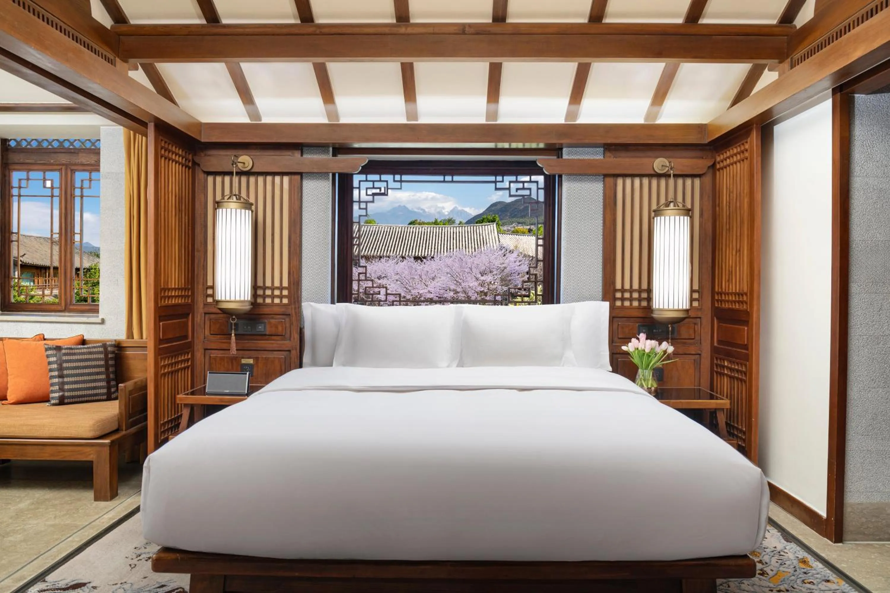 Photo of the whole room, Bed in InterContinental Lijiang Ancient Town Resort by IHG