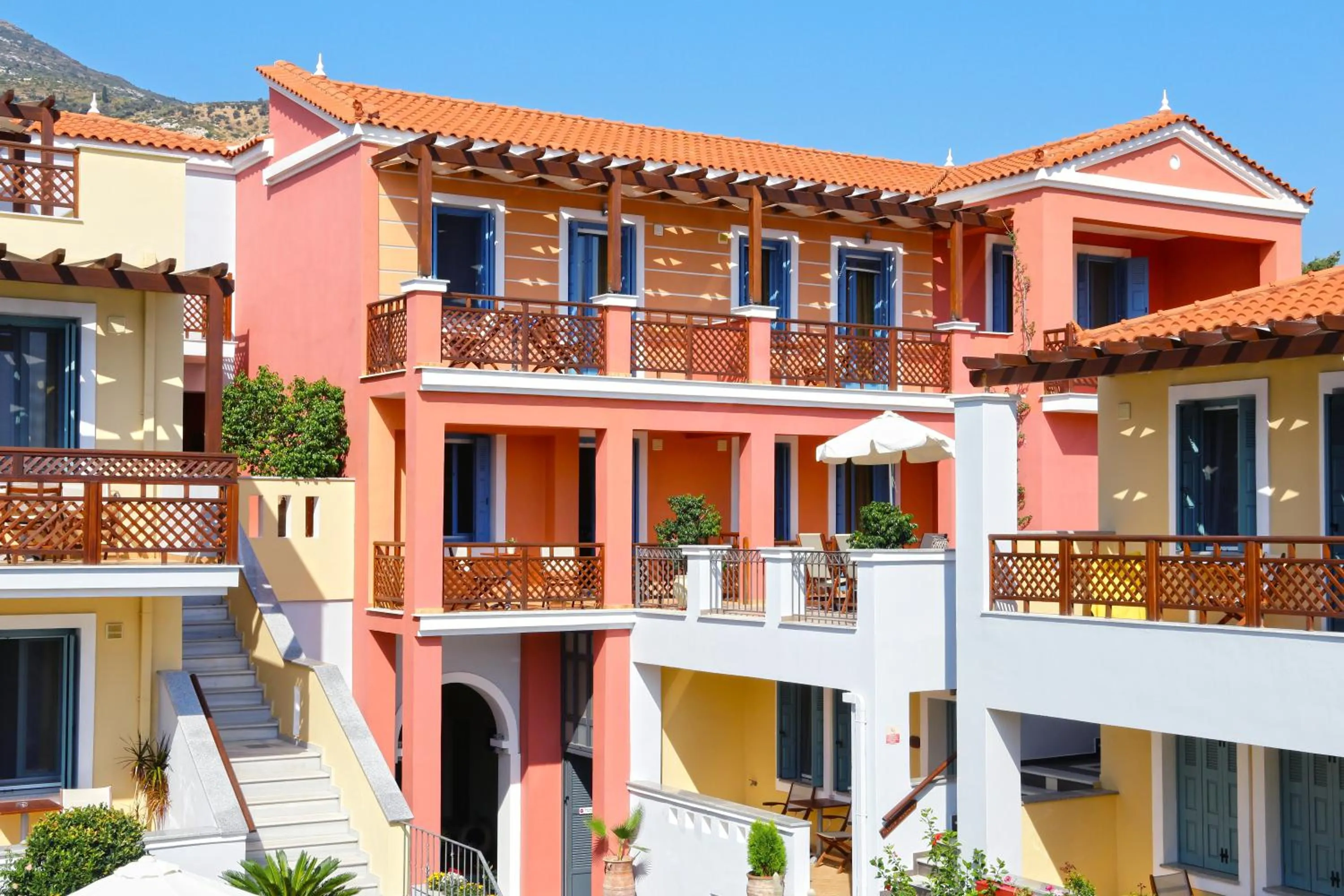 Facade/entrance in Sirena Residence & Spa