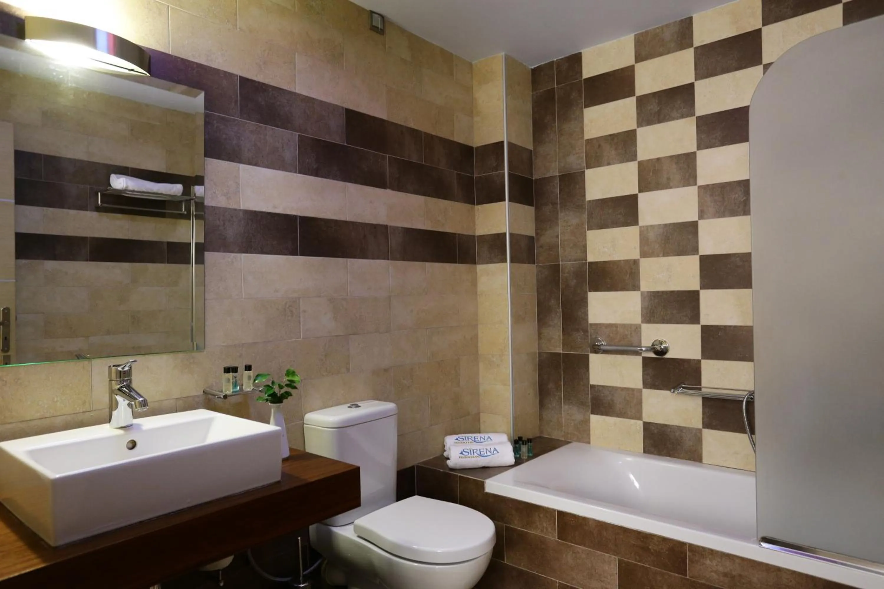 Shower in Sirena Residence & Spa