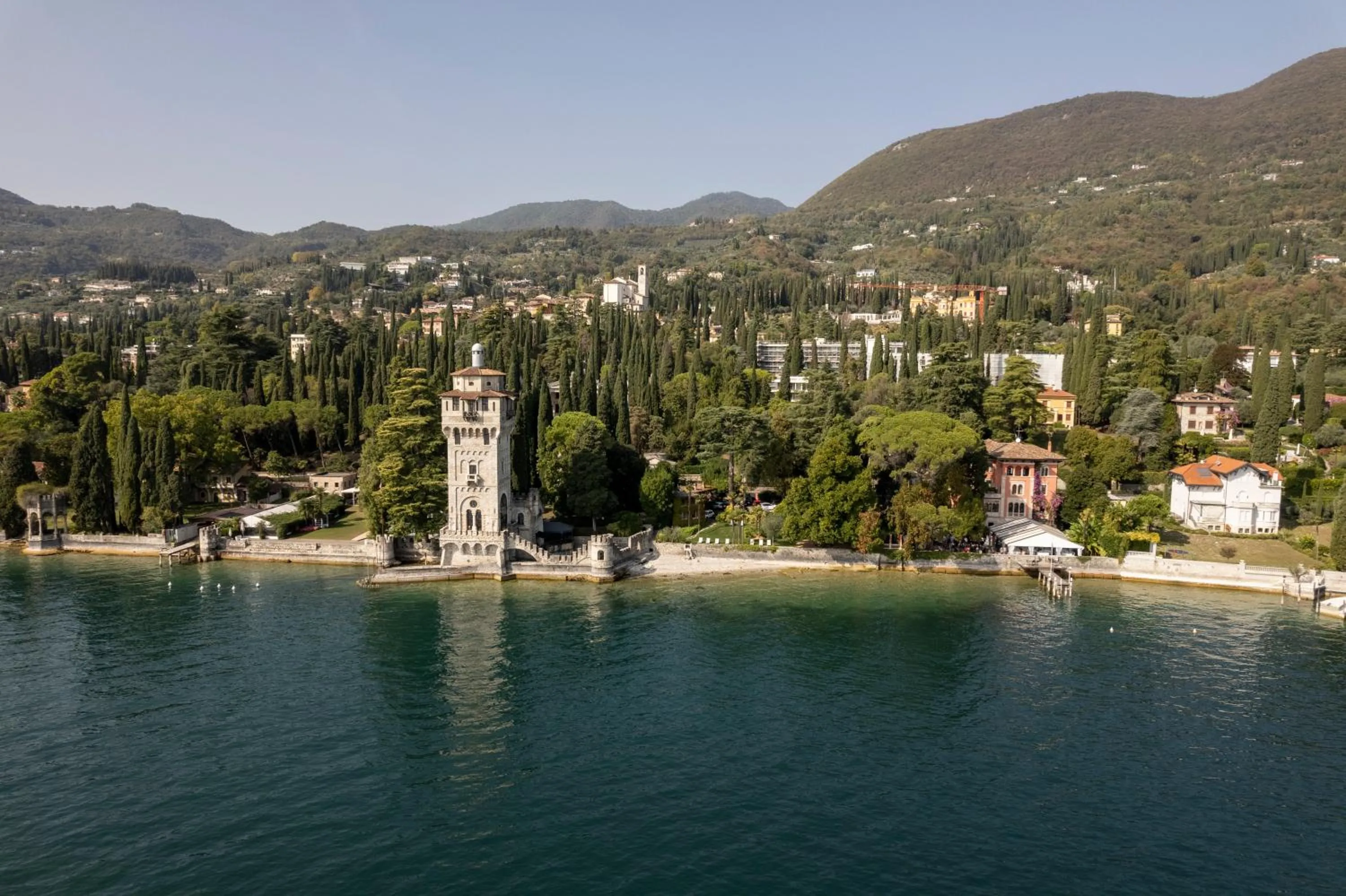 Property building in Hotel Villa Fiordaliso