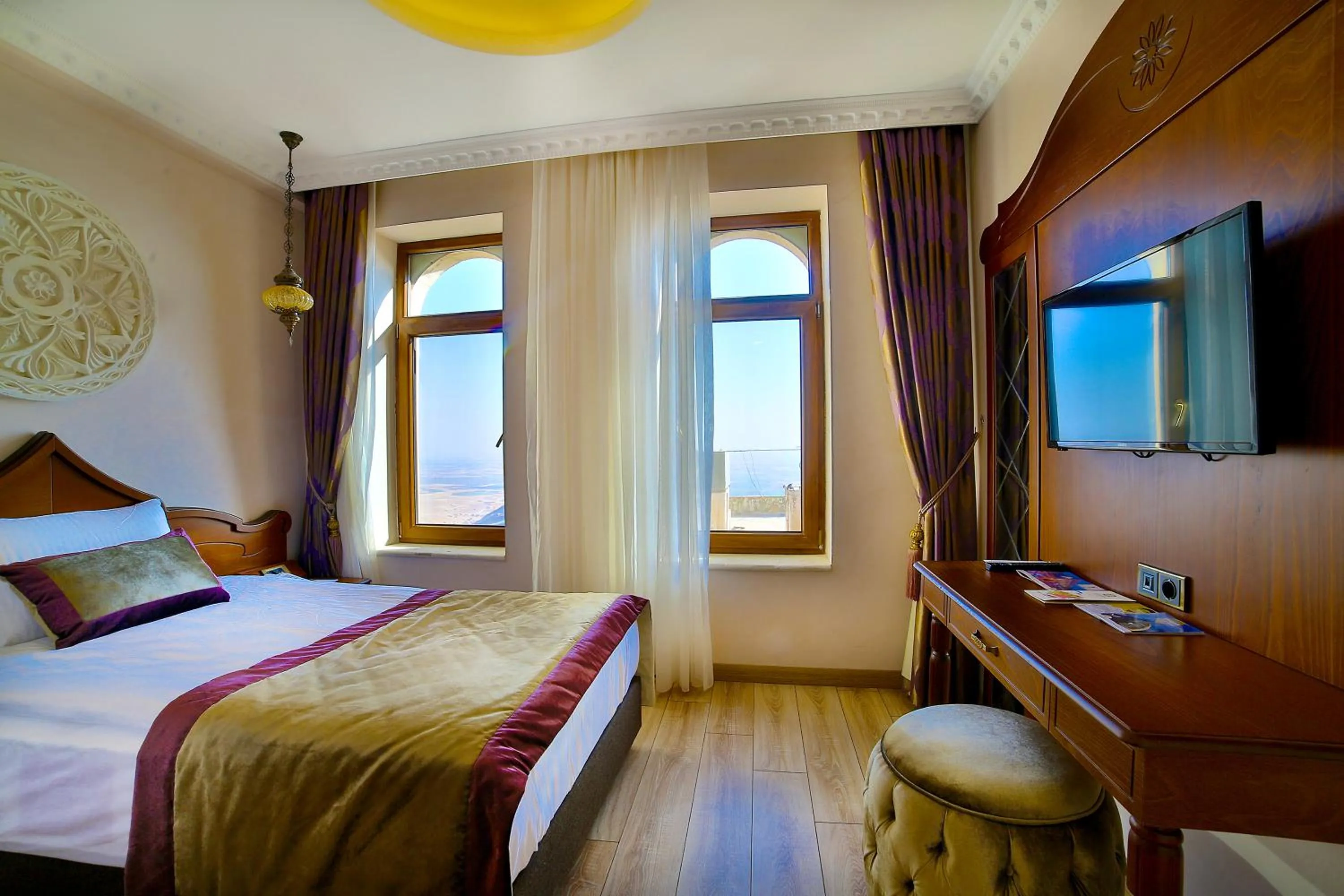 Photo of the whole room, Bed in Kaya Ninova Hotel