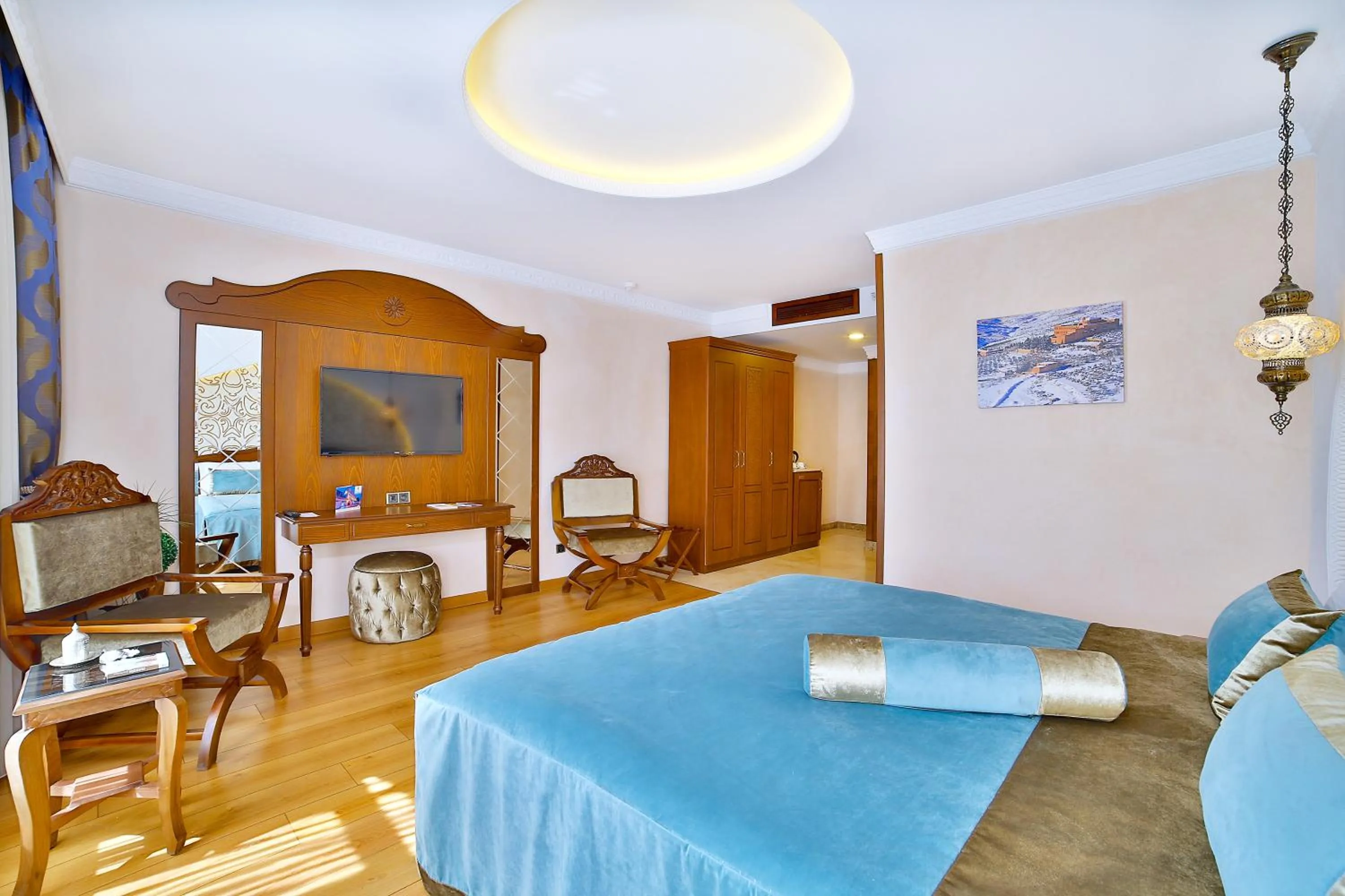 Photo of the whole room, Bed in Kaya Ninova Hotel