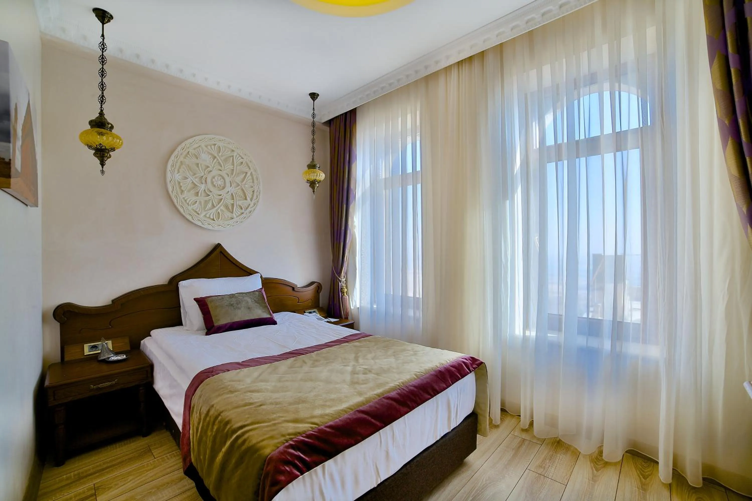 Photo of the whole room, Bed in Kaya Ninova Hotel