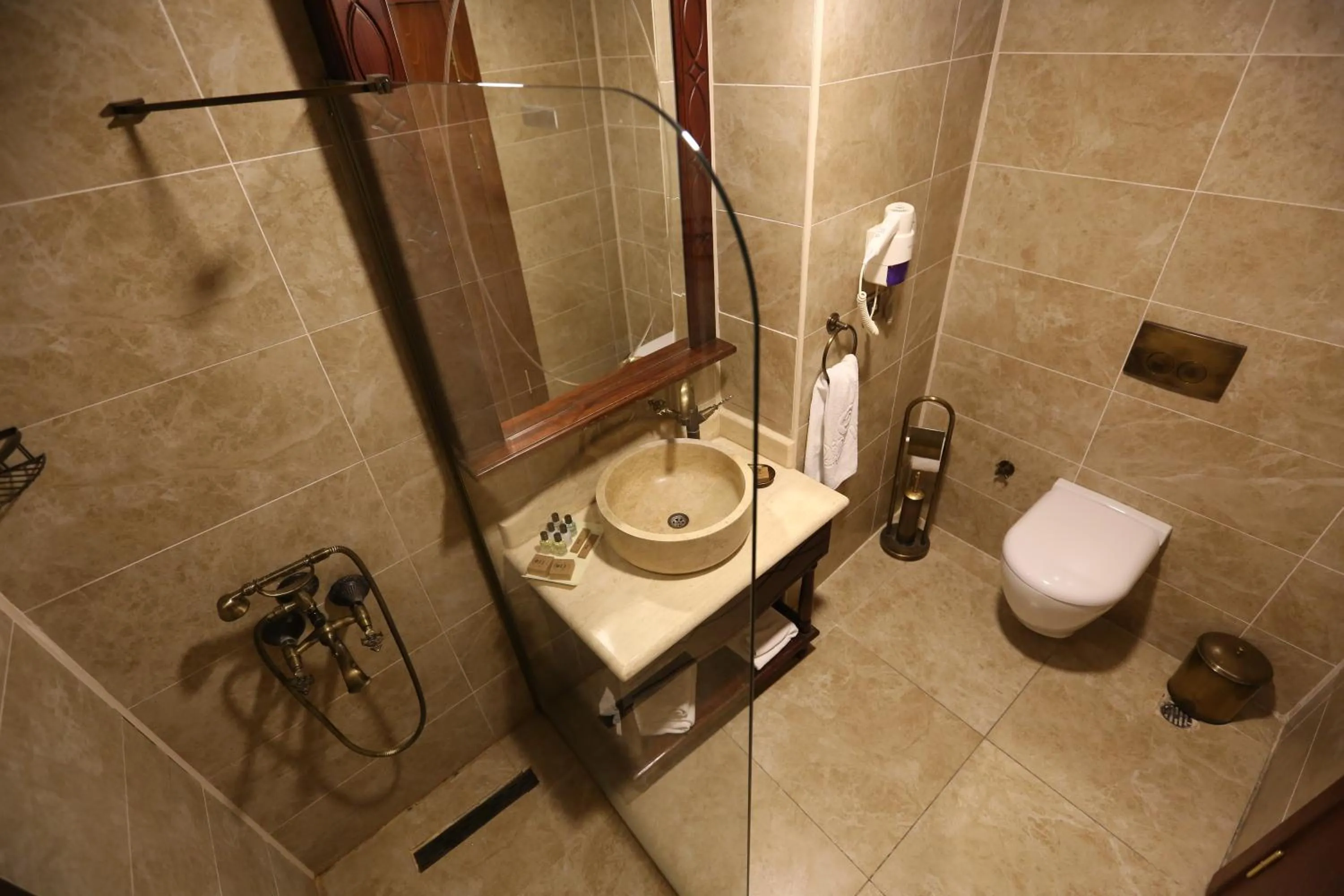 Bathroom in Kaya Ninova Hotel