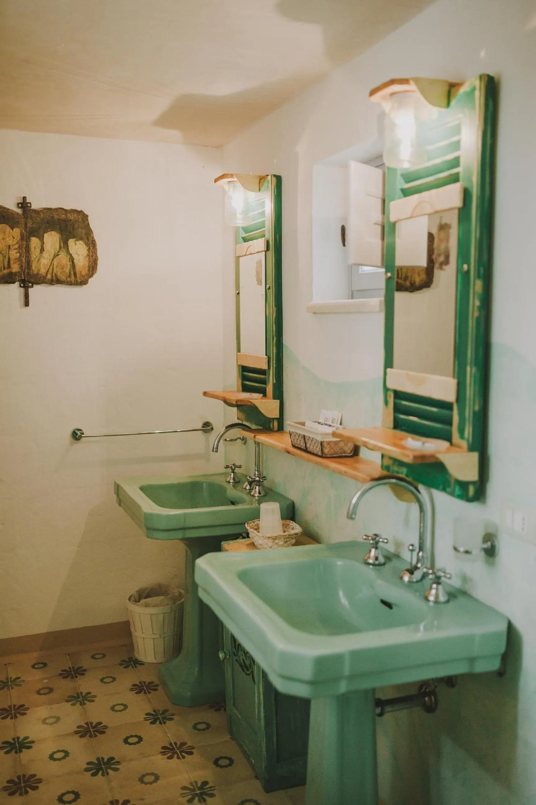 Shower in Masseria Montenapoleone