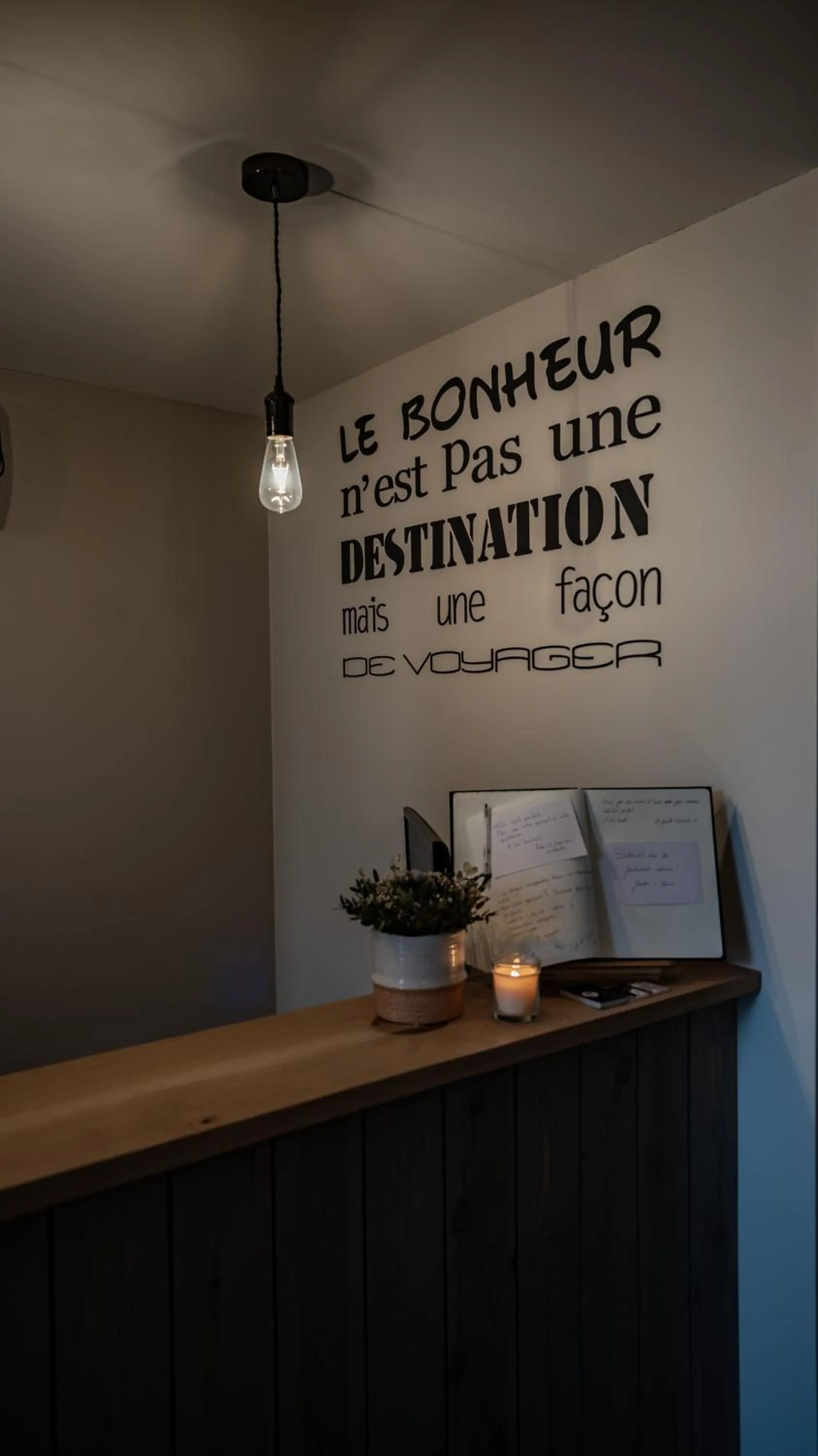 Lobby or reception in Le 24 Hotel