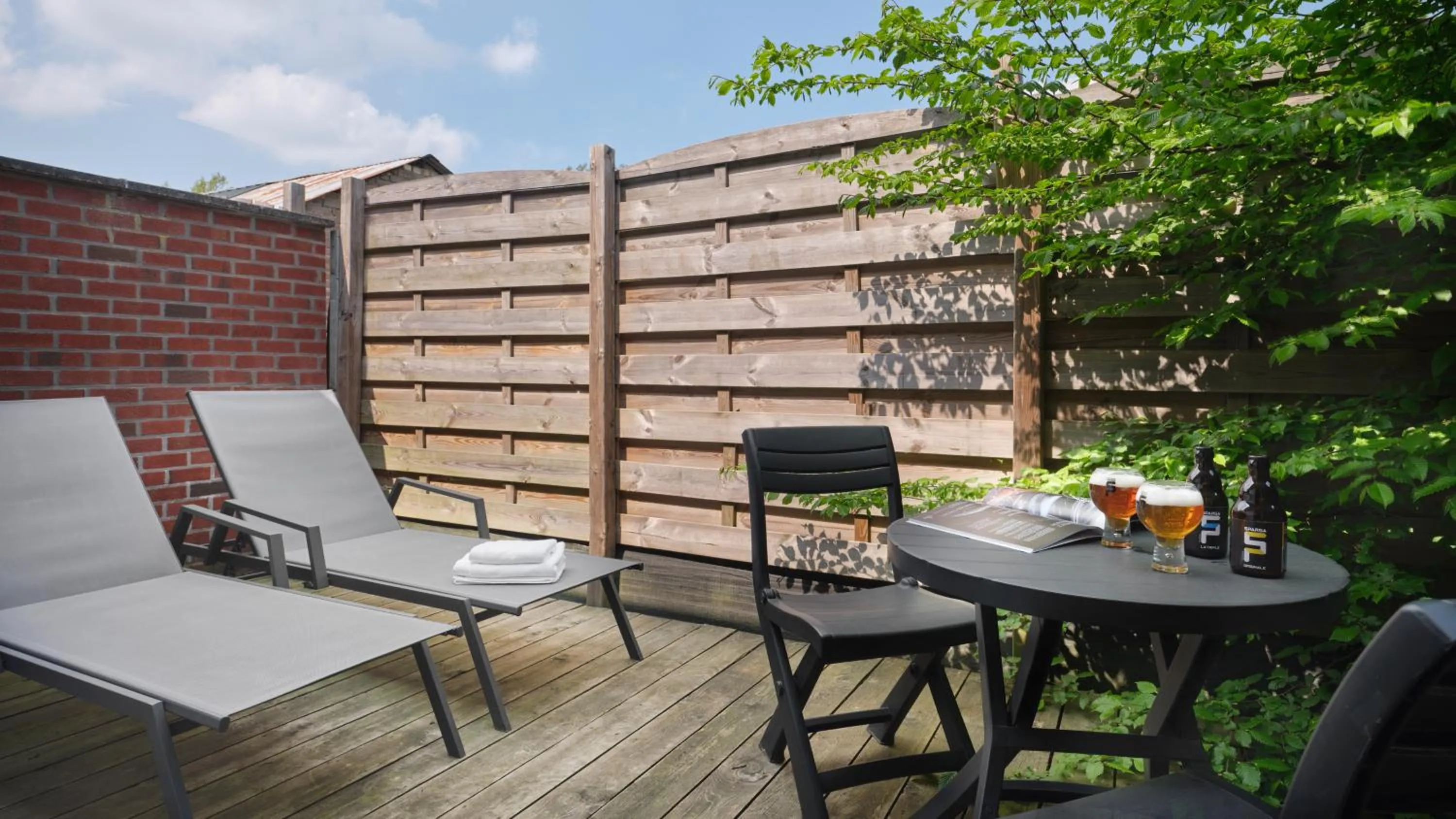 Balcony/Terrace in Le 24 Hotel