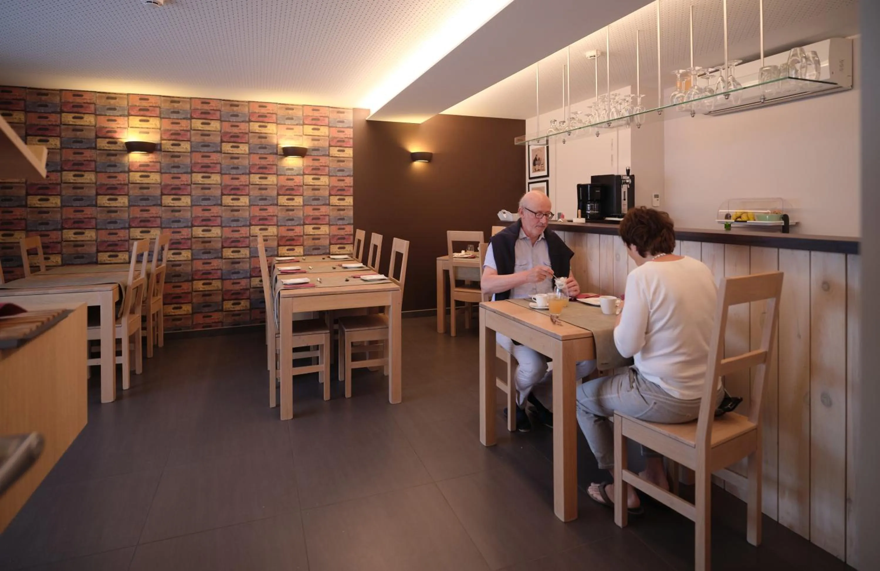 Buffet breakfast in Le 24 Hotel