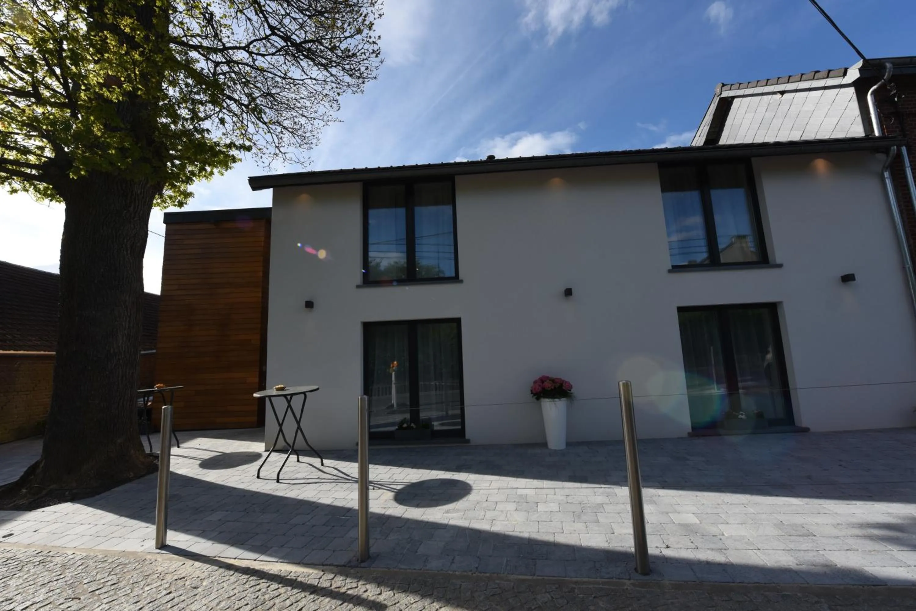 Property building in Le 24 Hotel