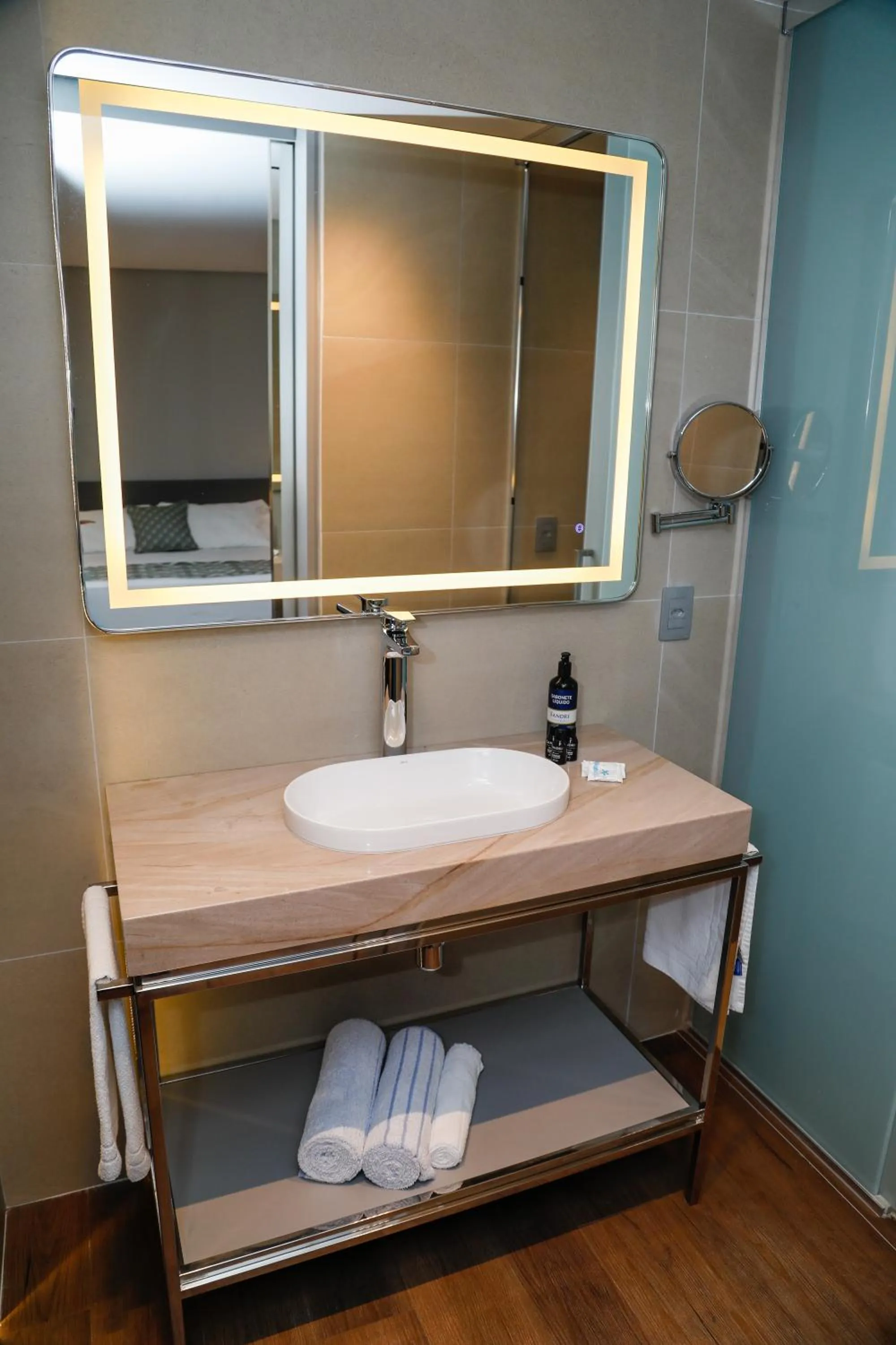 Bathroom in Sandri City Hotel