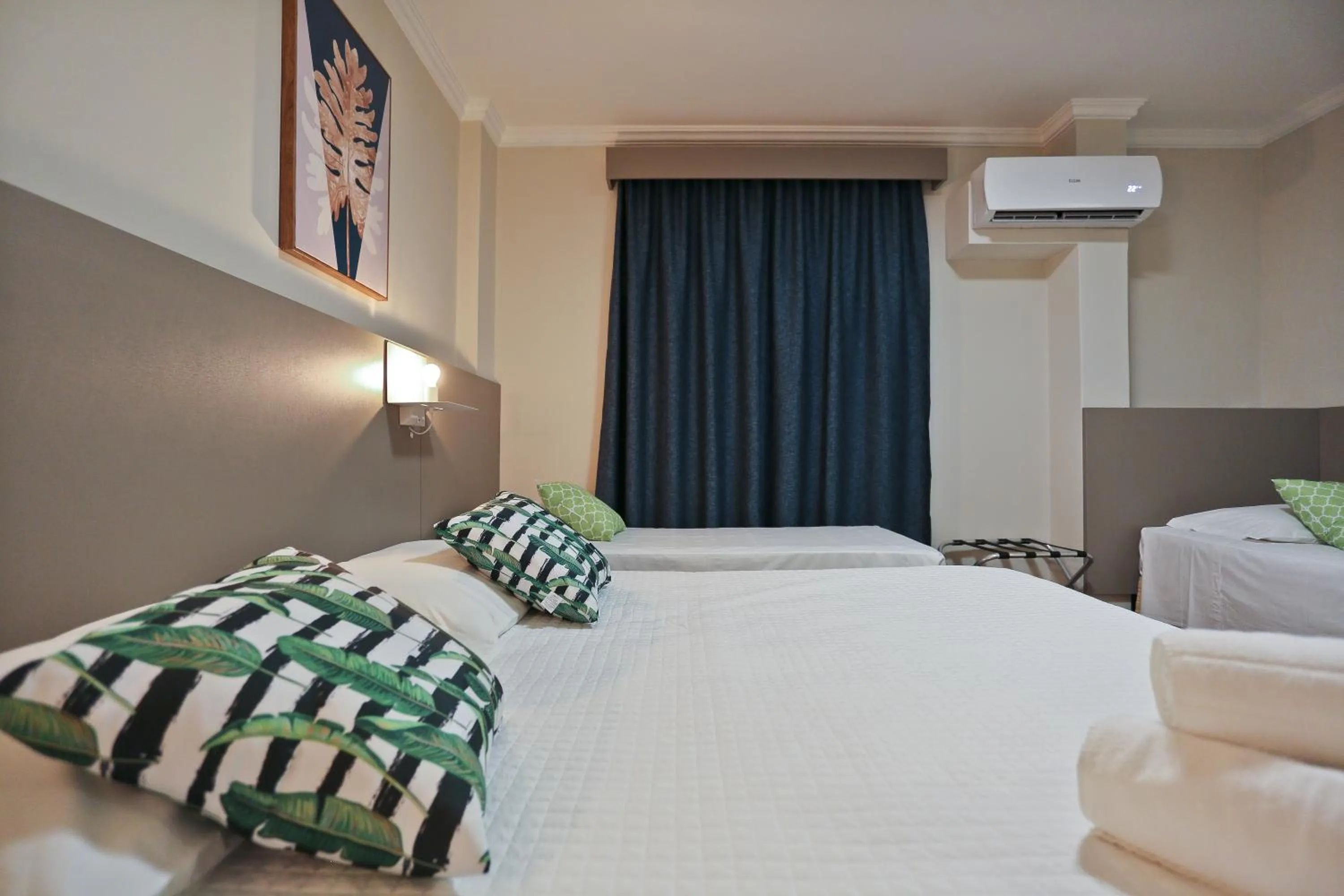 Bedroom, Bed in Sandri City Hotel