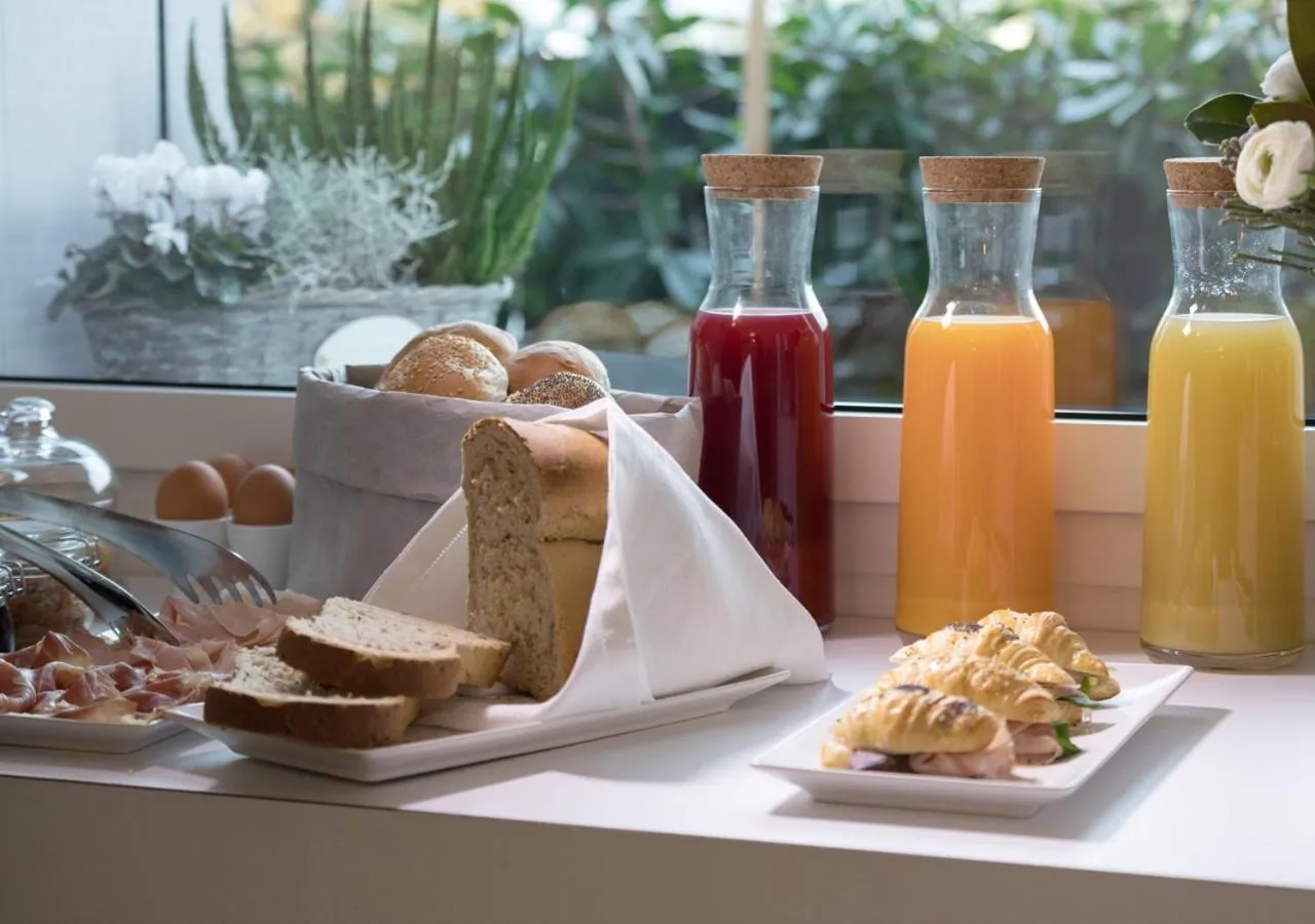 Italian breakfast in B&B Le Farfalle