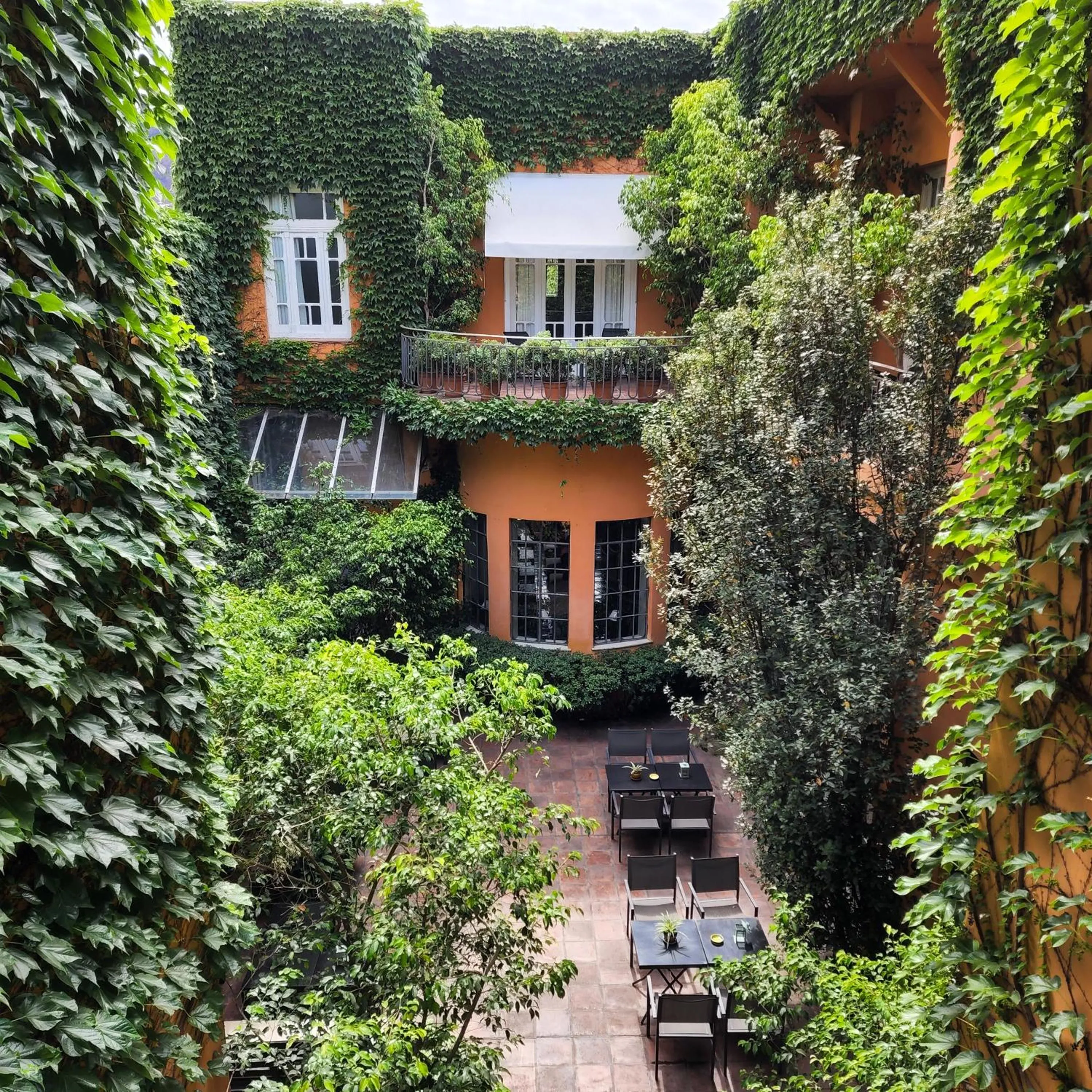 Patio in Legado Mitico Salta Hotel Boutique