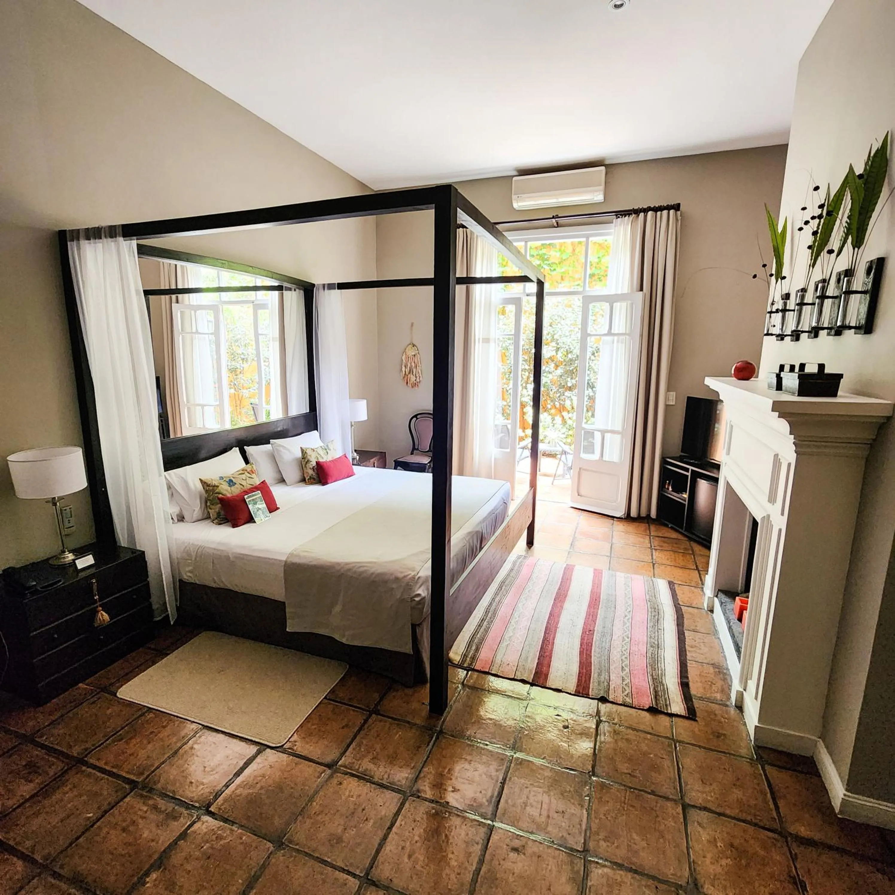 Bed in Legado Mitico Salta Hotel Boutique