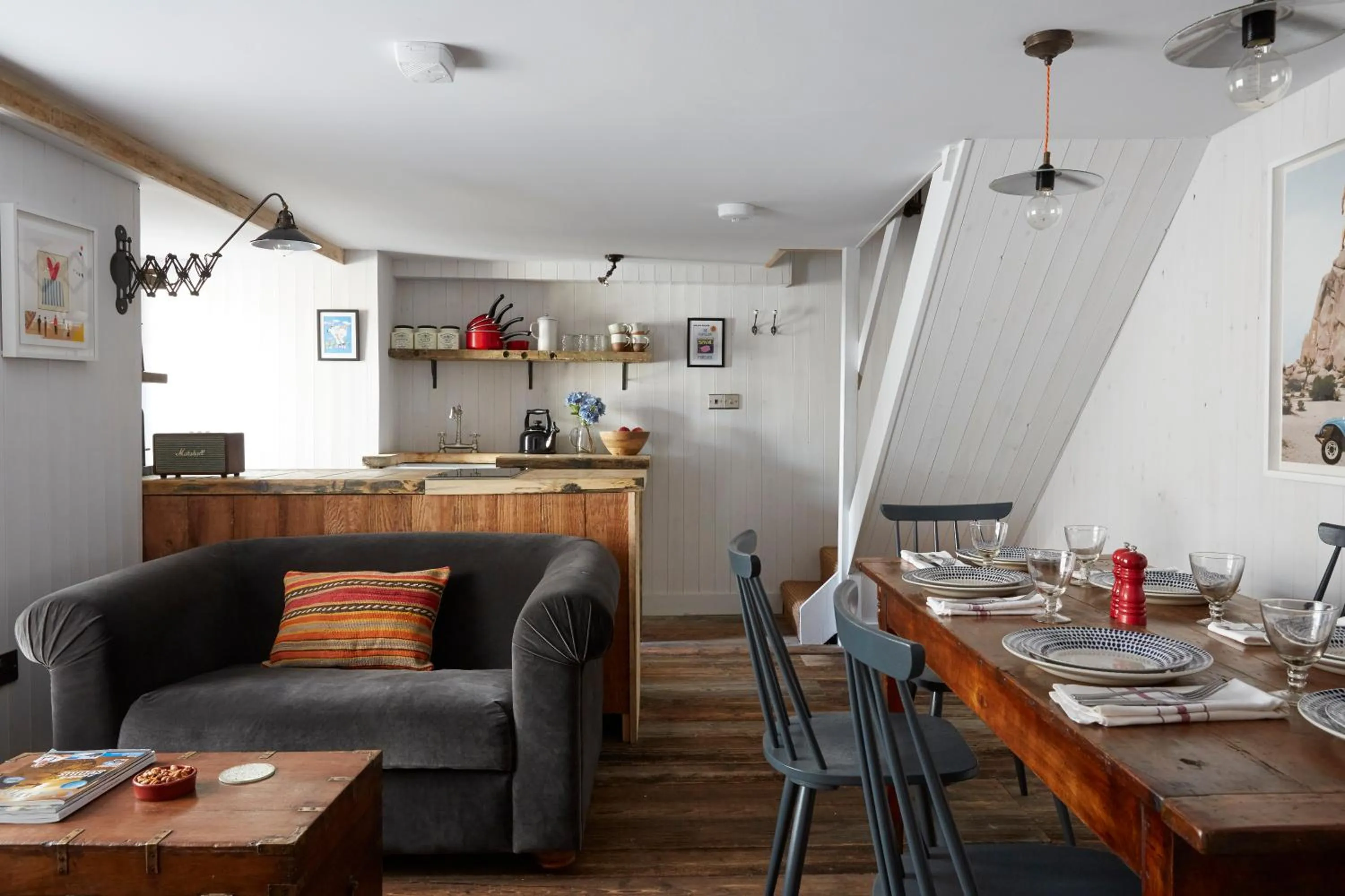 Kitchen or kitchenette in Artist Residence Cornwall