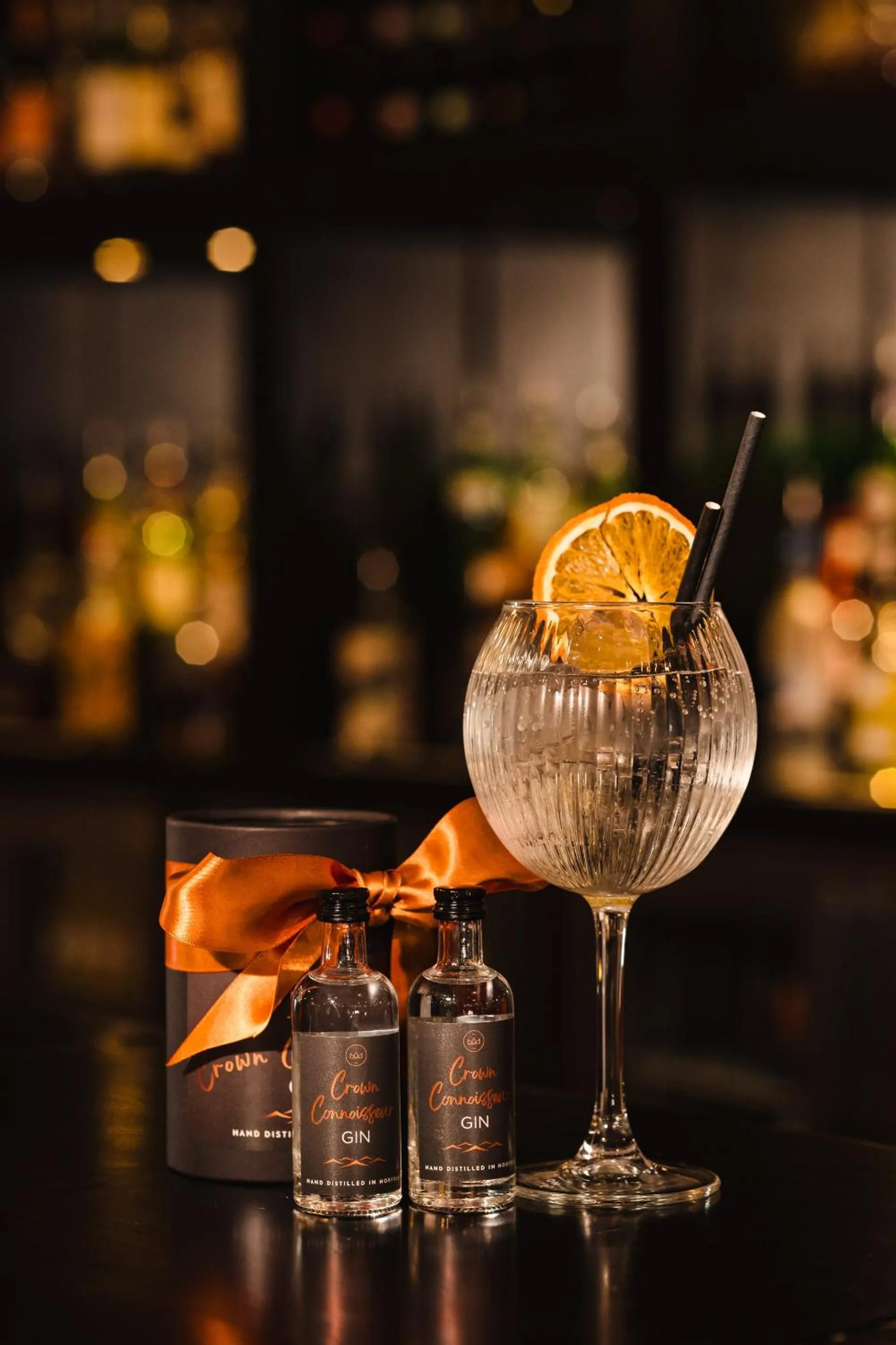 Lounge or bar in Crown Lodge Hotel