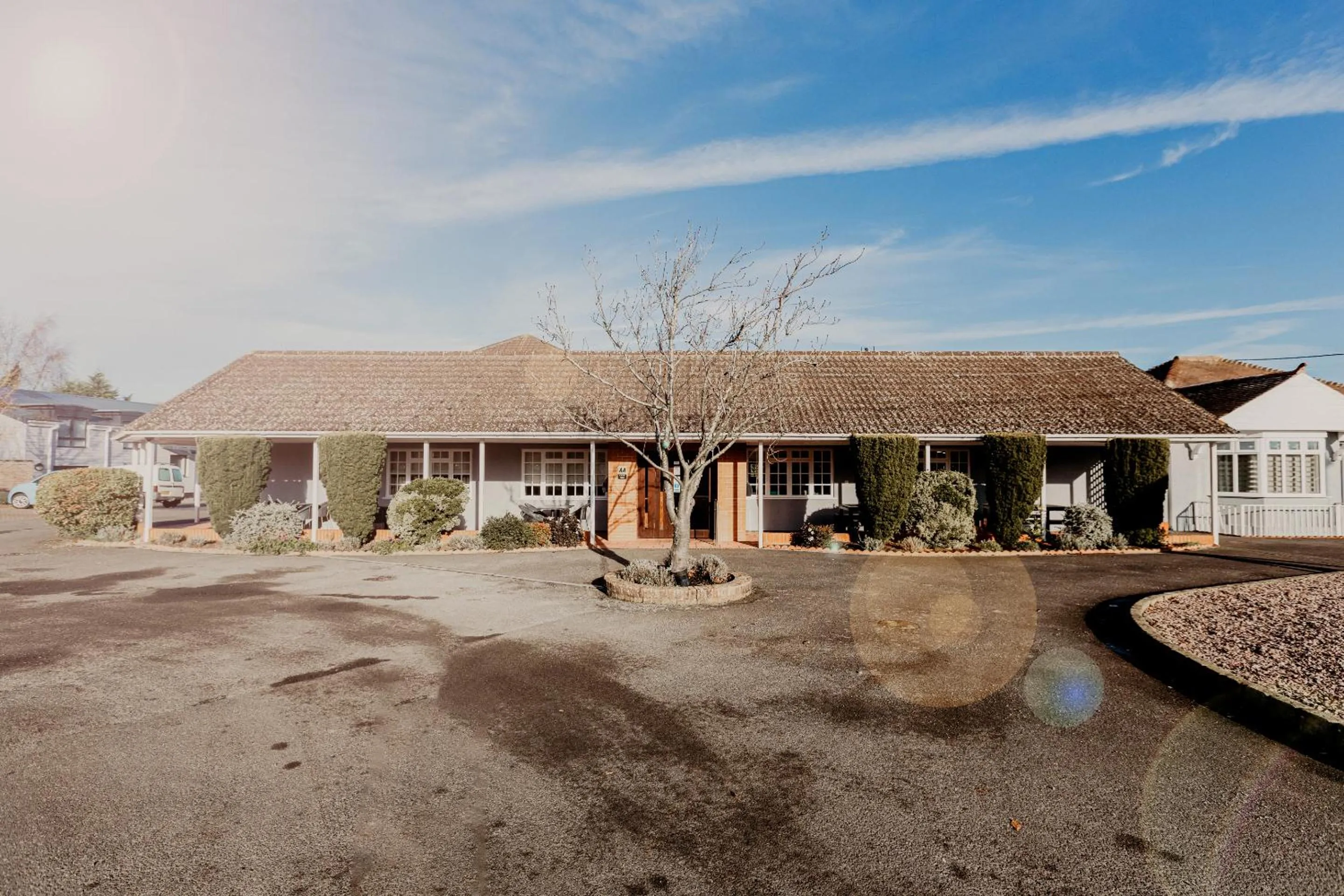 Facade/entrance in Crown Lodge Hotel
