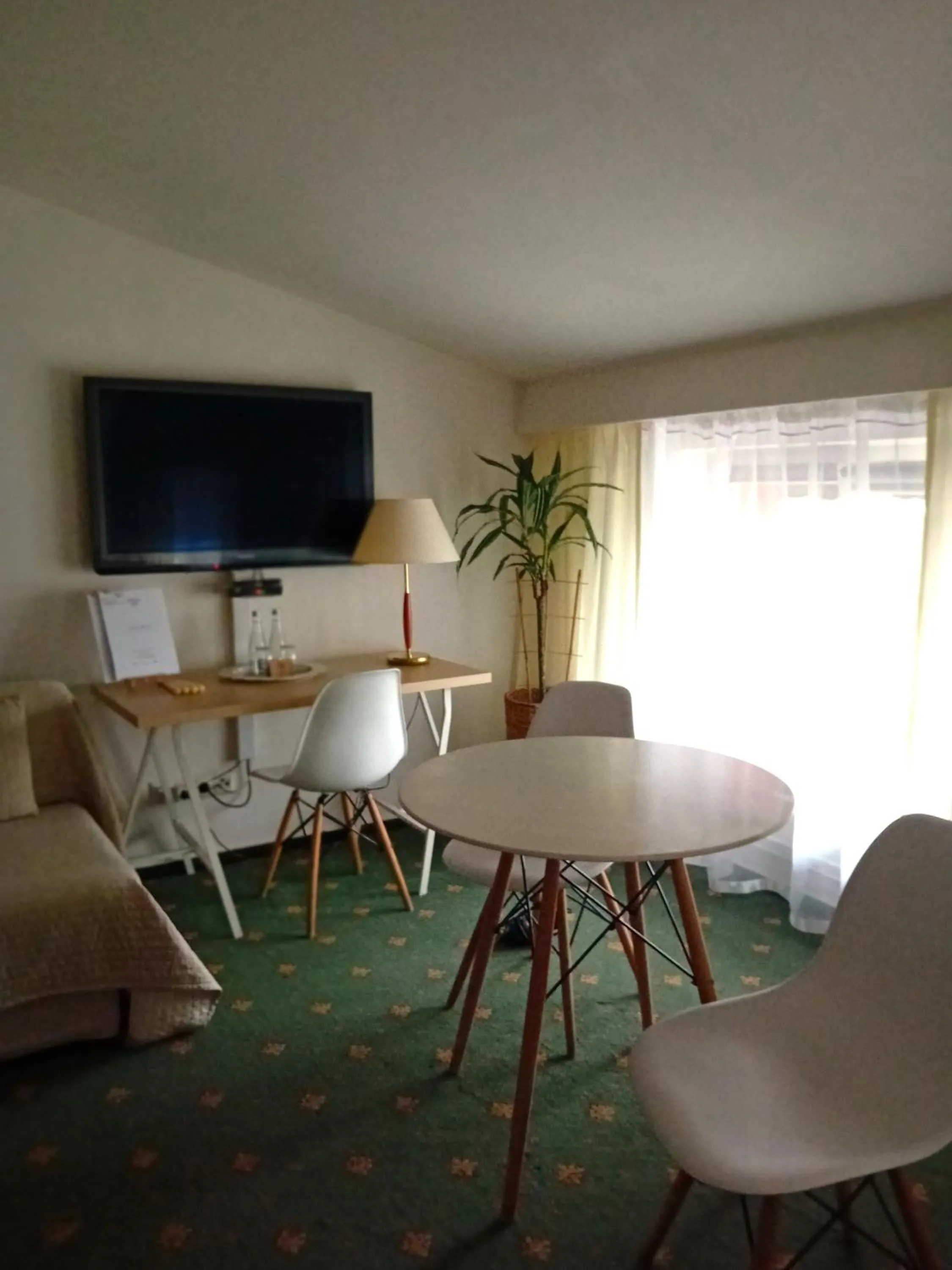 TV and multimedia in Złoty Lin