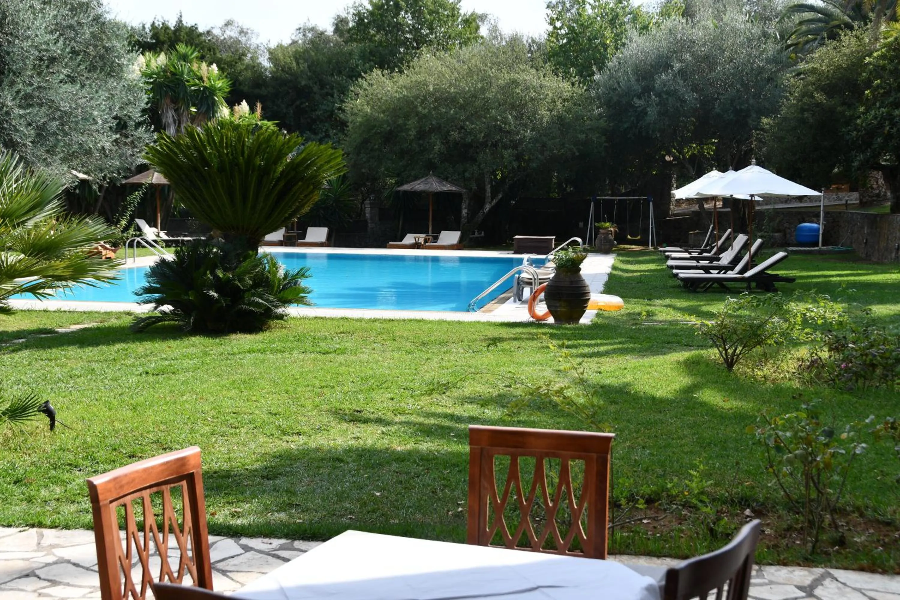 Swimming pool in Fiori Hotel