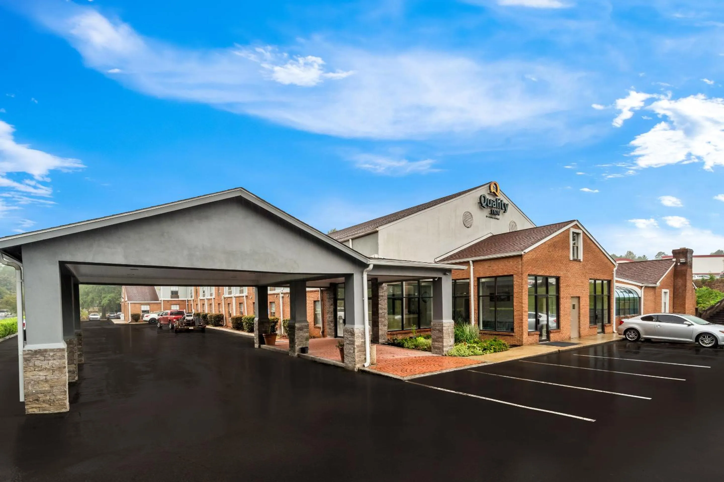 Super 8 by Wyndham Cornelia