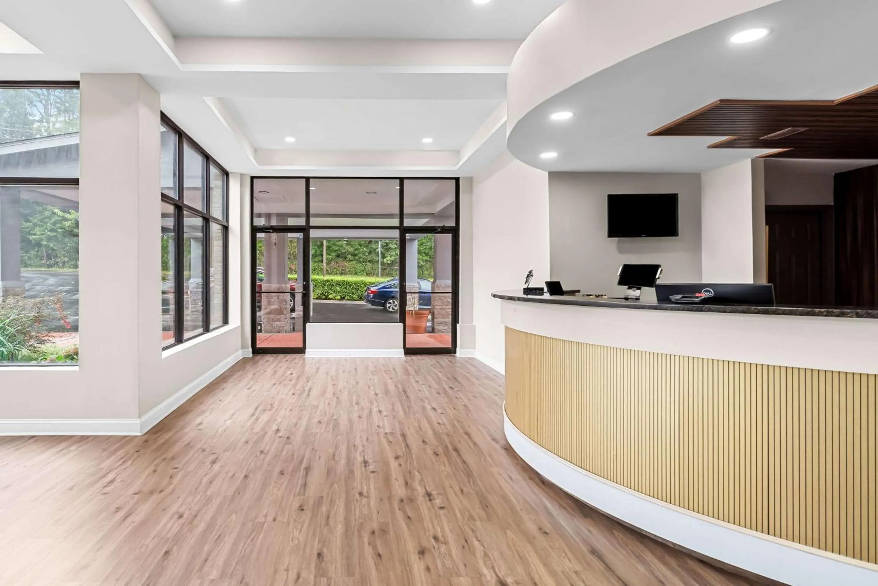 Lobby or reception in Super 8 by Wyndham Cornelia