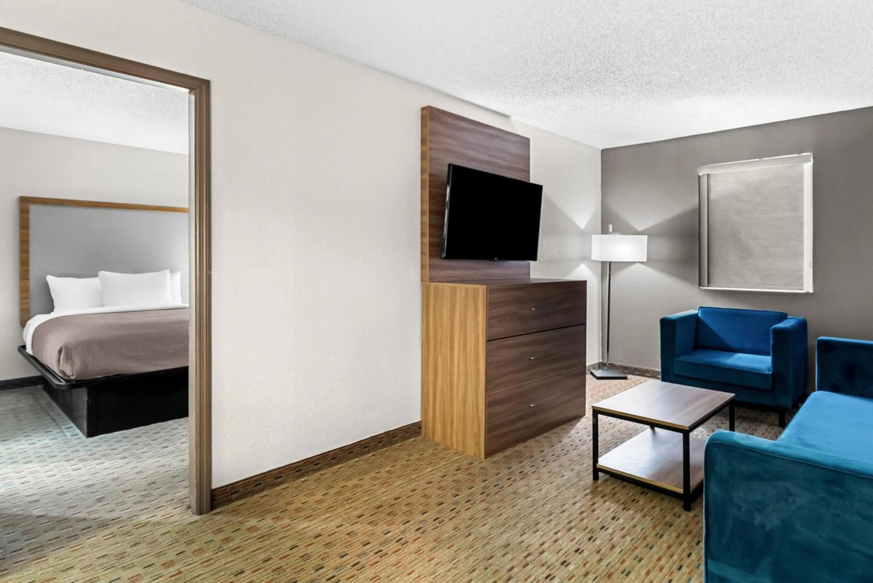 Bed in Quality Inn Cornelia