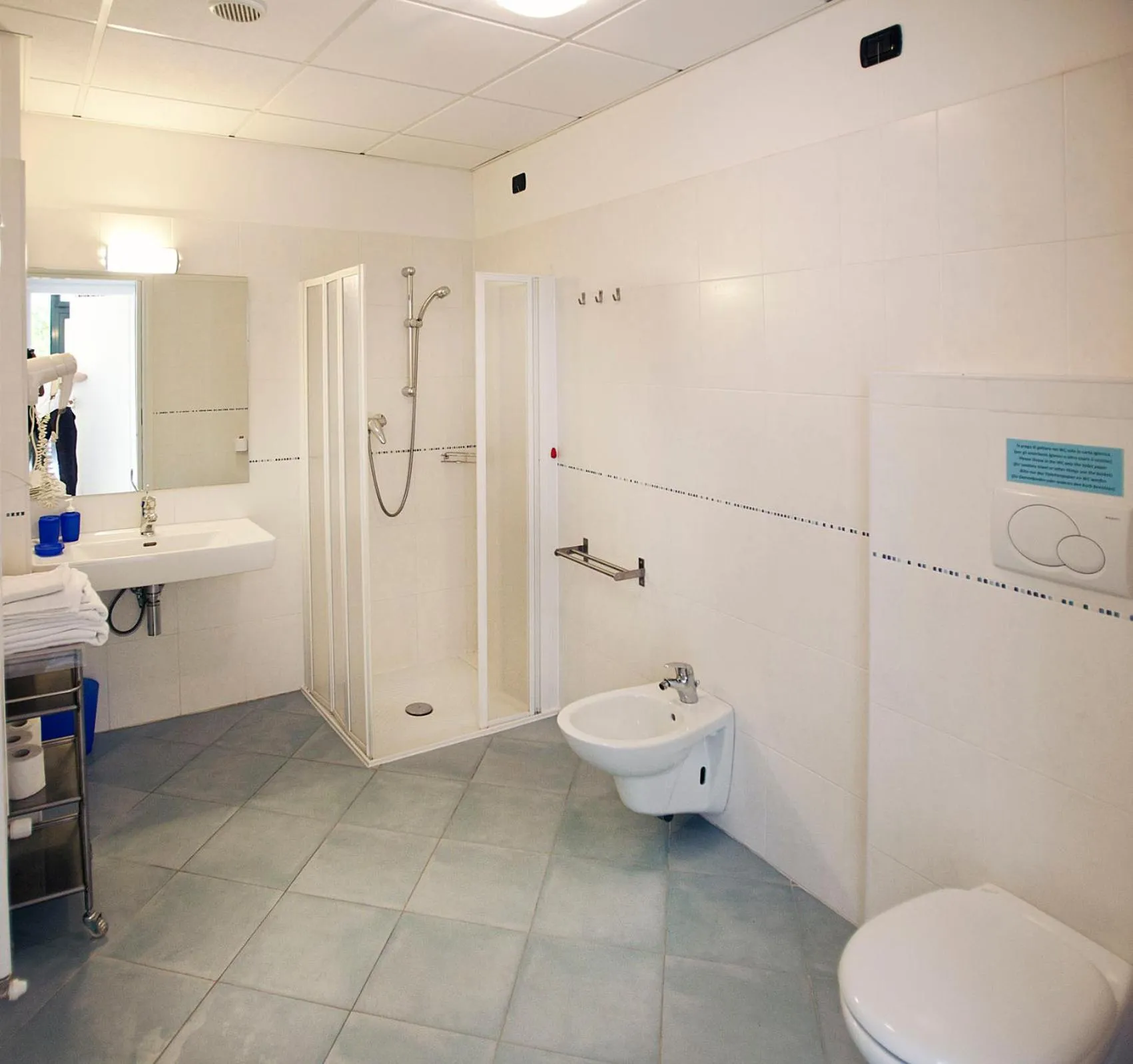 Bathroom in Residence Goethe