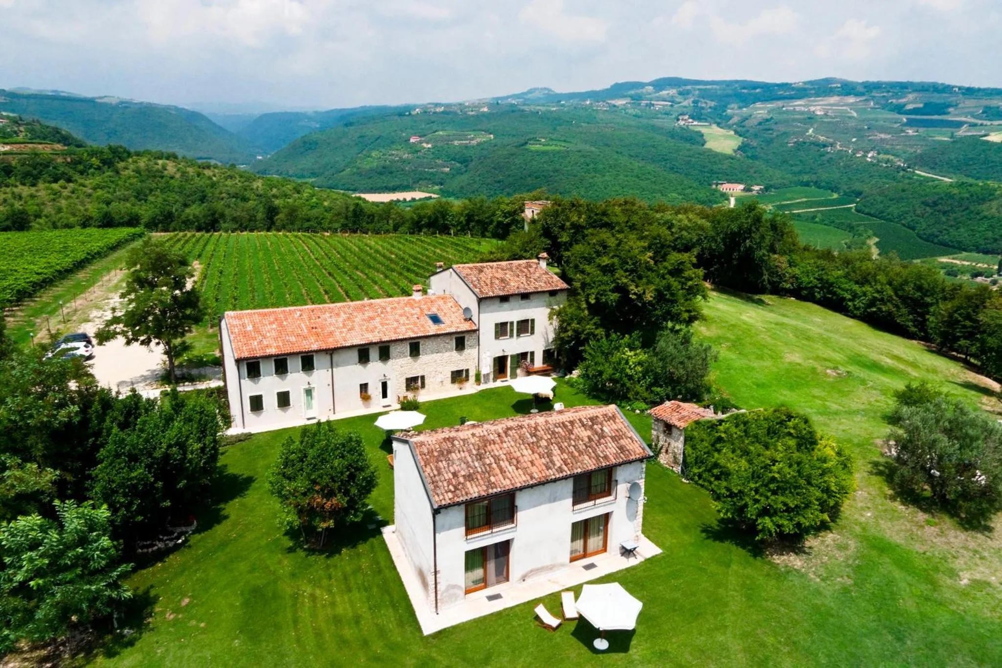Property building in Agriturismo Delo