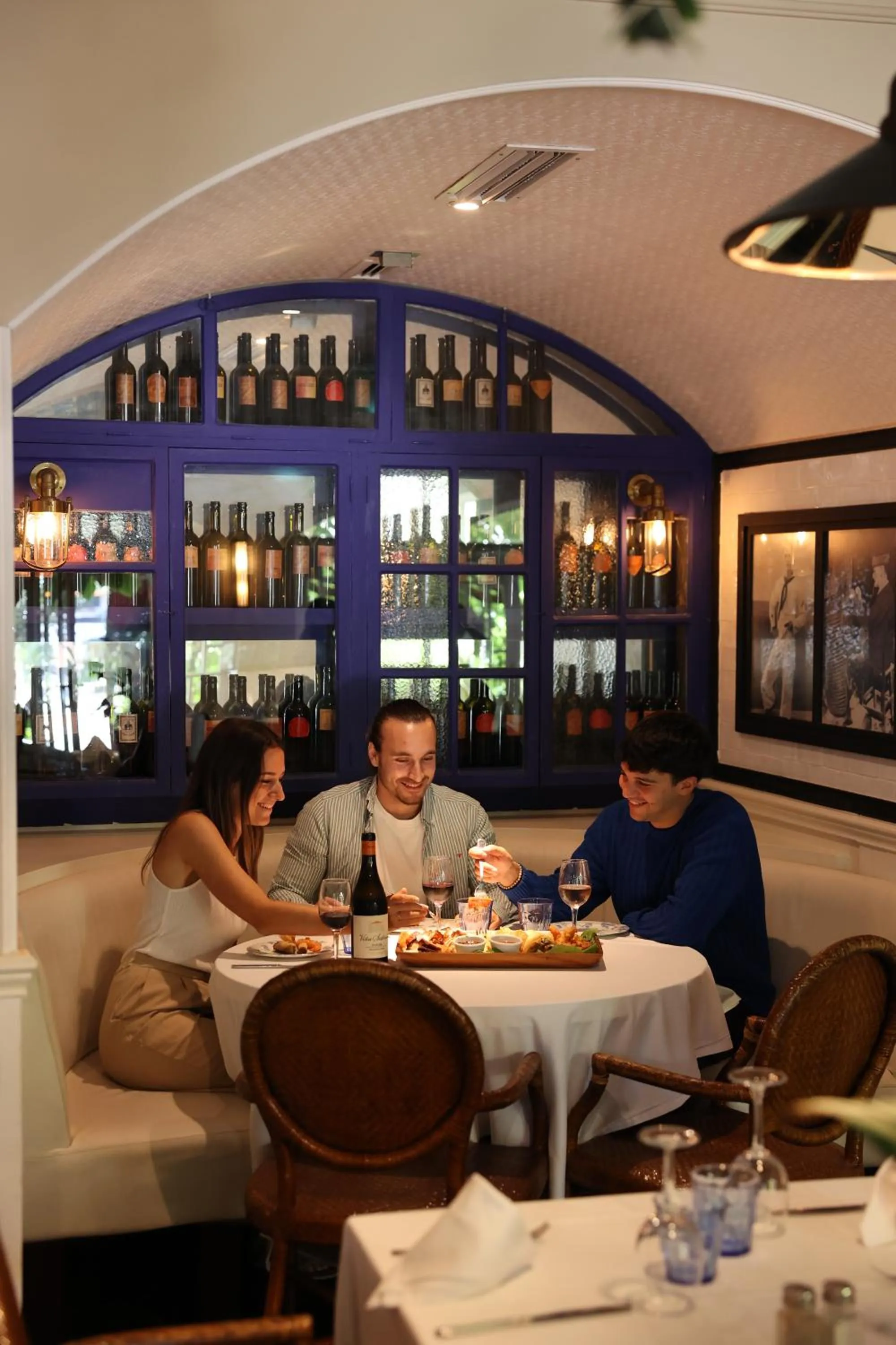 Restaurant/places to eat in Hotel Vostra Llar