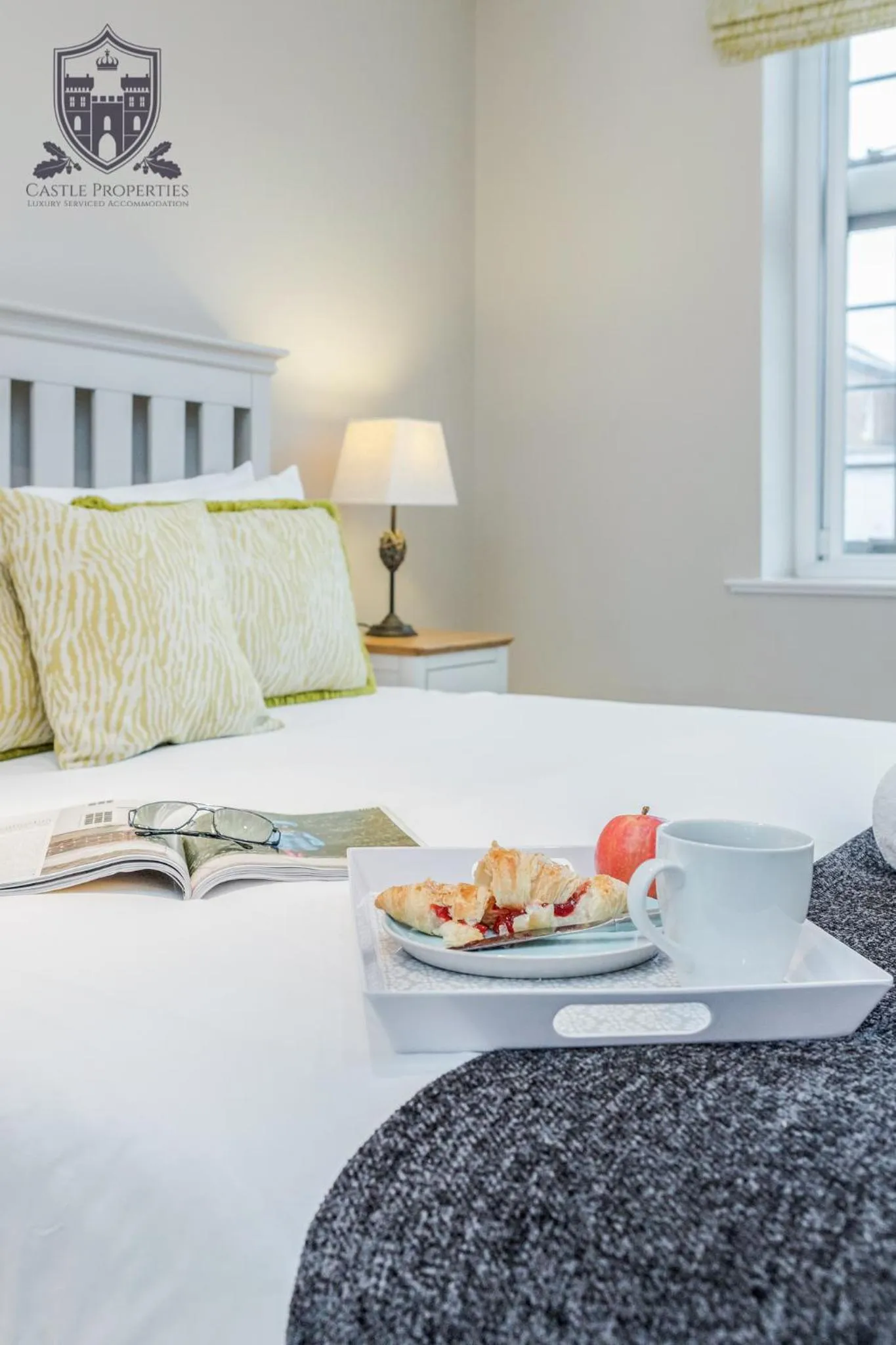 Bed in Castle Properties:Eton-The College